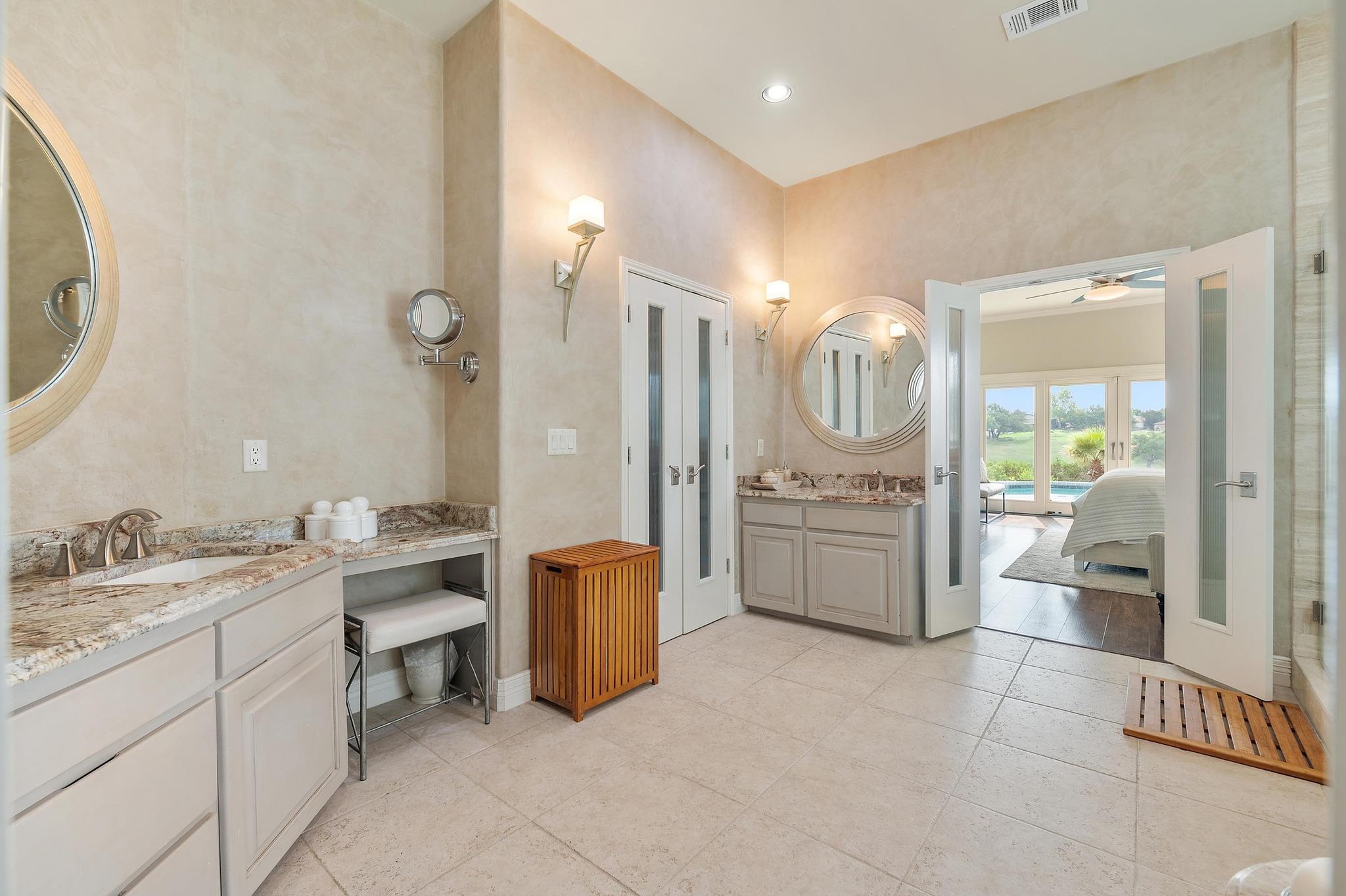 20503 Hoover Cv, Lago Vista, TX 78645