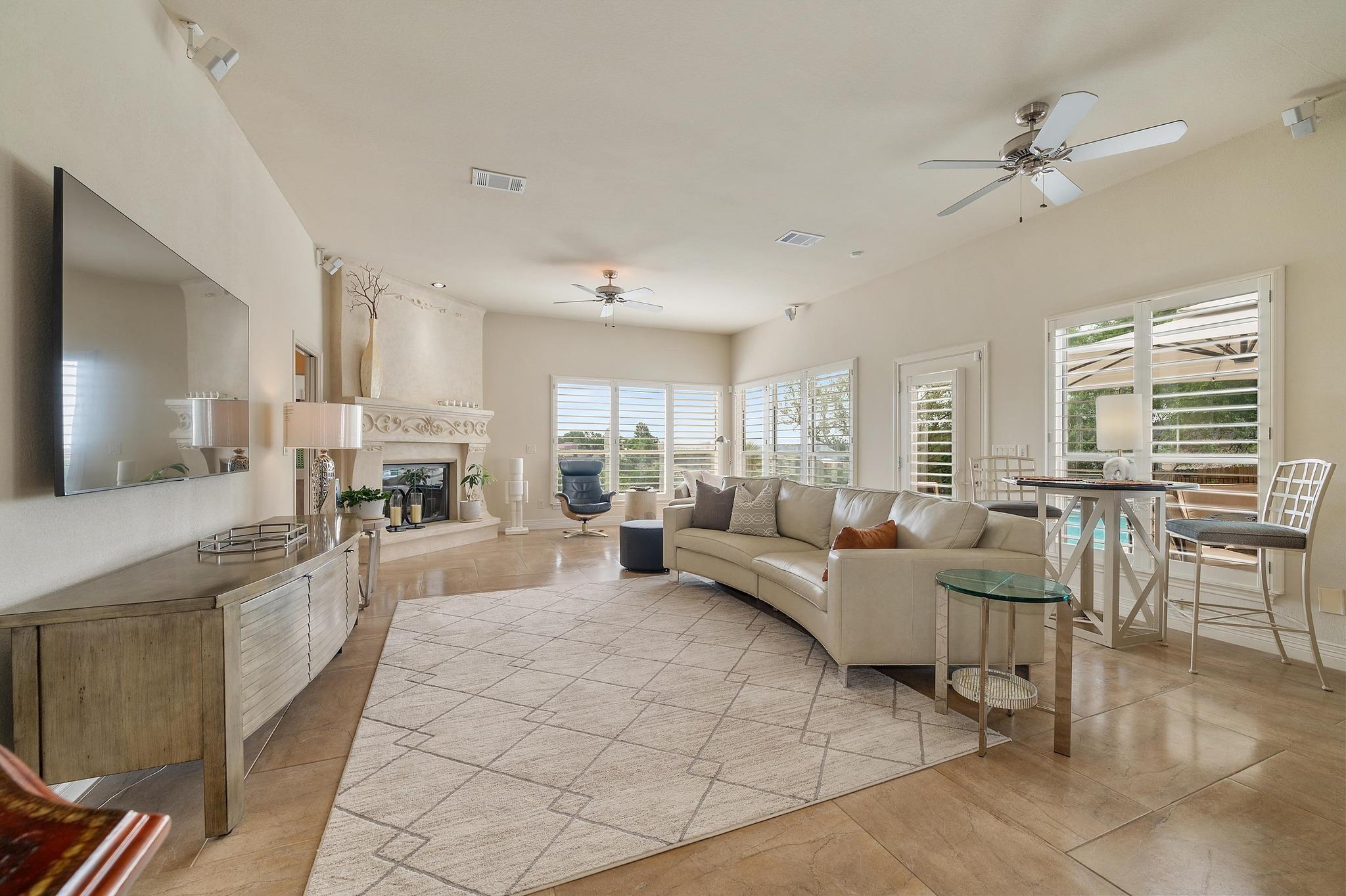20503 Hoover Cv, Lago Vista, TX 78645