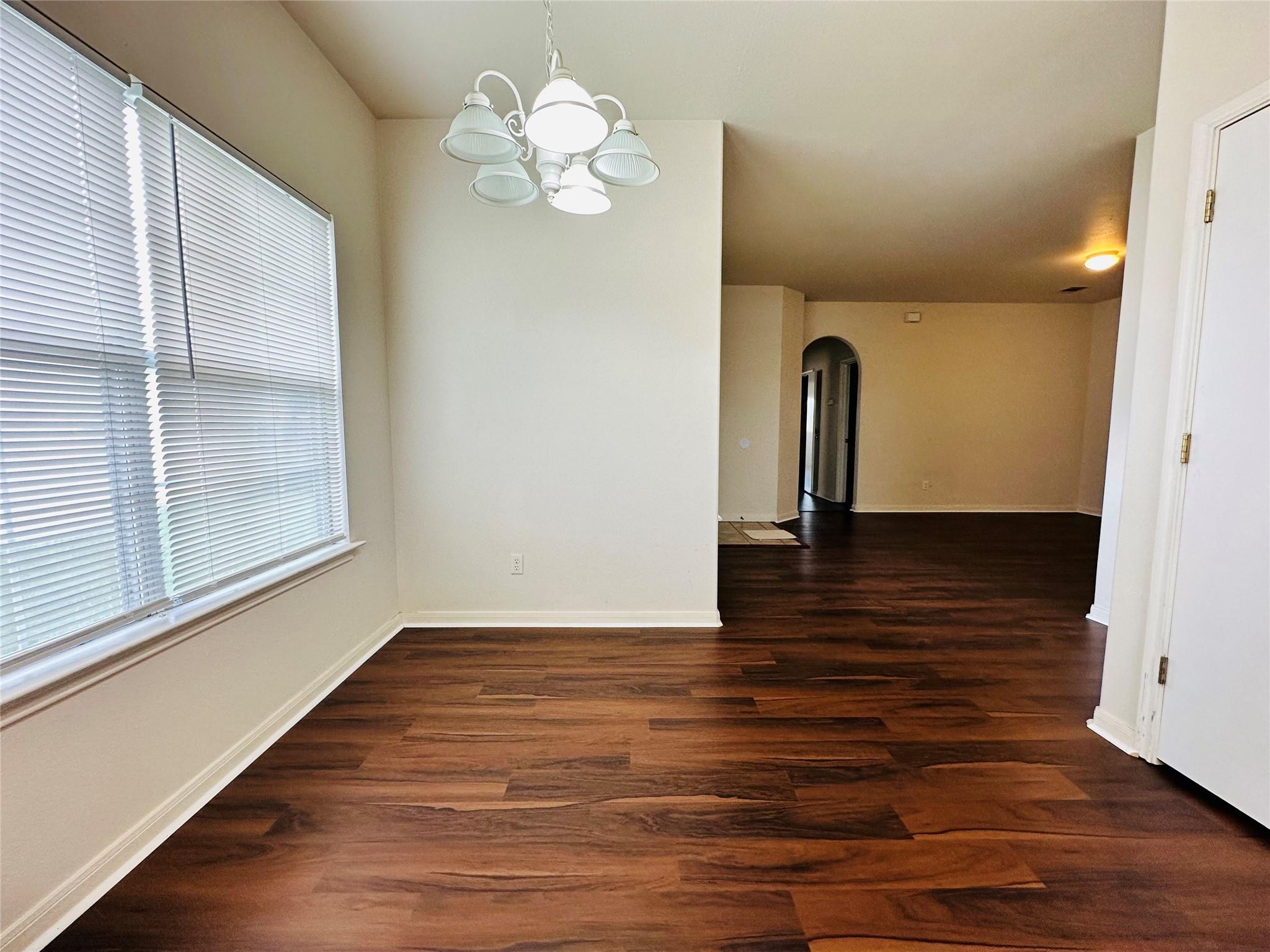 222 Marvin Cv, Hutto, TX 78634