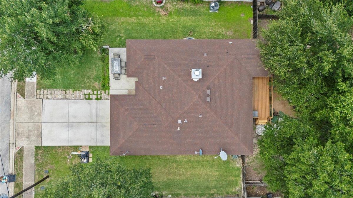 110 Hummingbird Ct, Cedar Creek, TX 78612