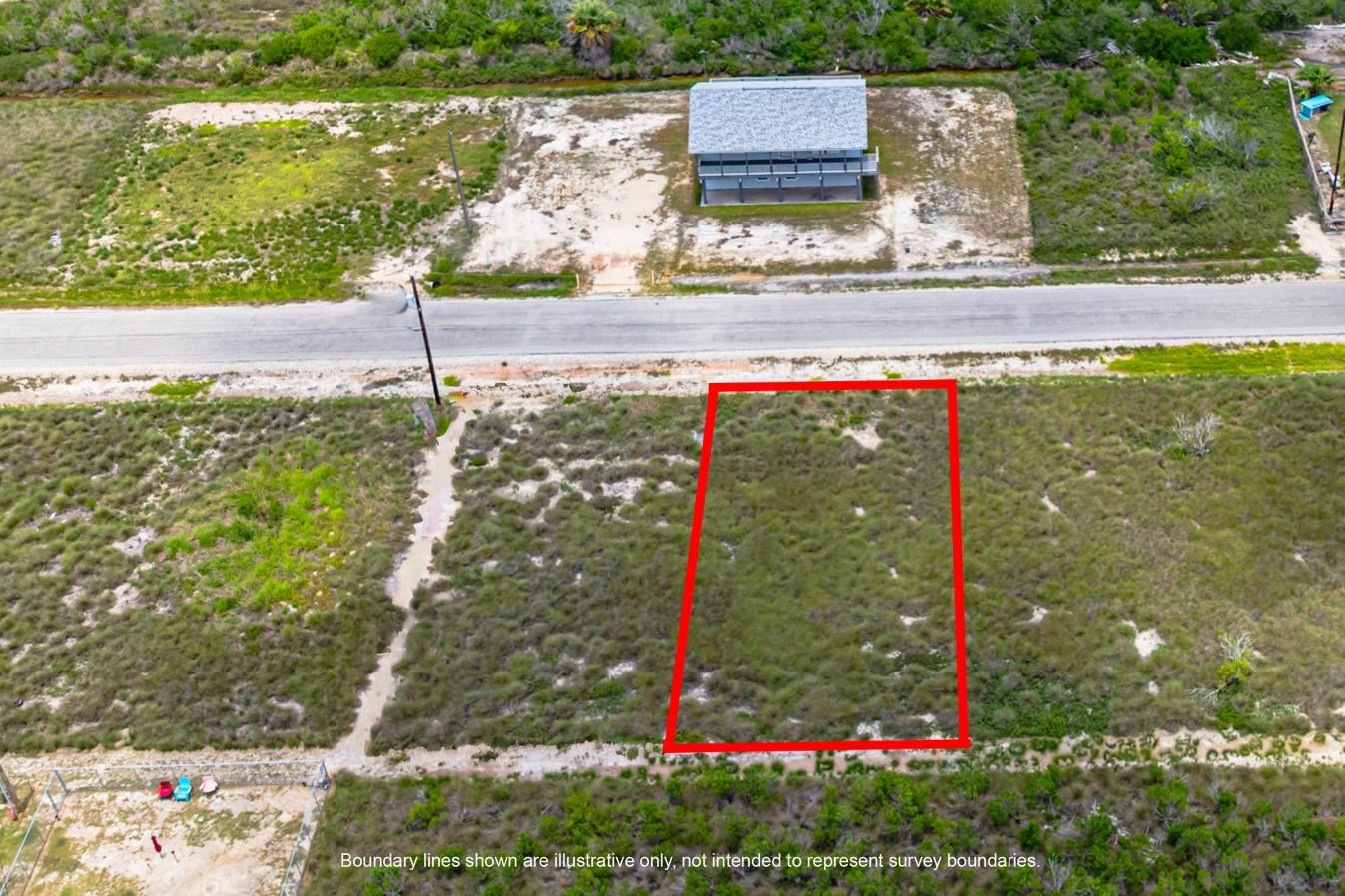 510 Water Oak Ln, Rockport, TX 78382