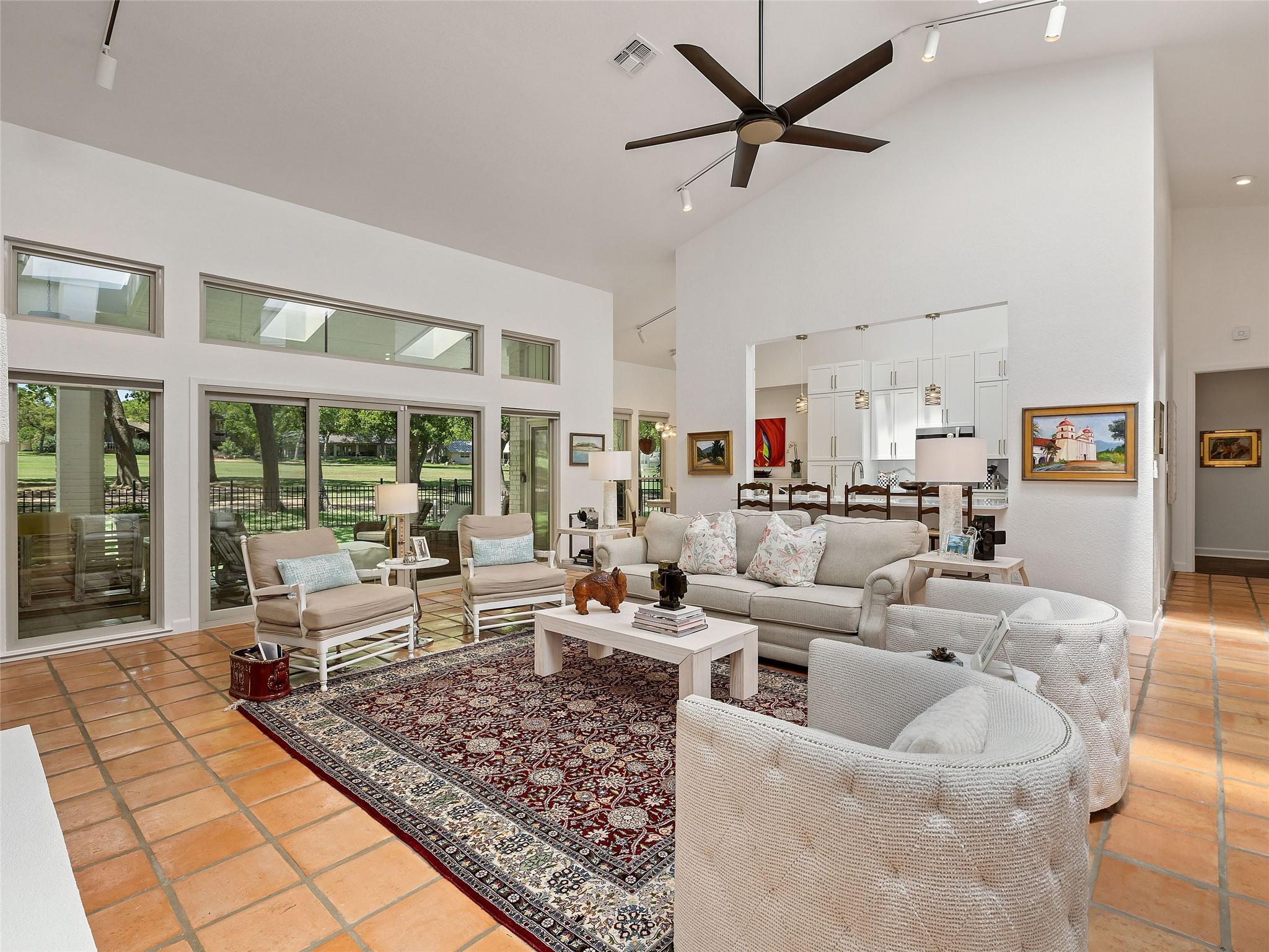 106 Southern Spur, Horseshoe Bay, TX 78657