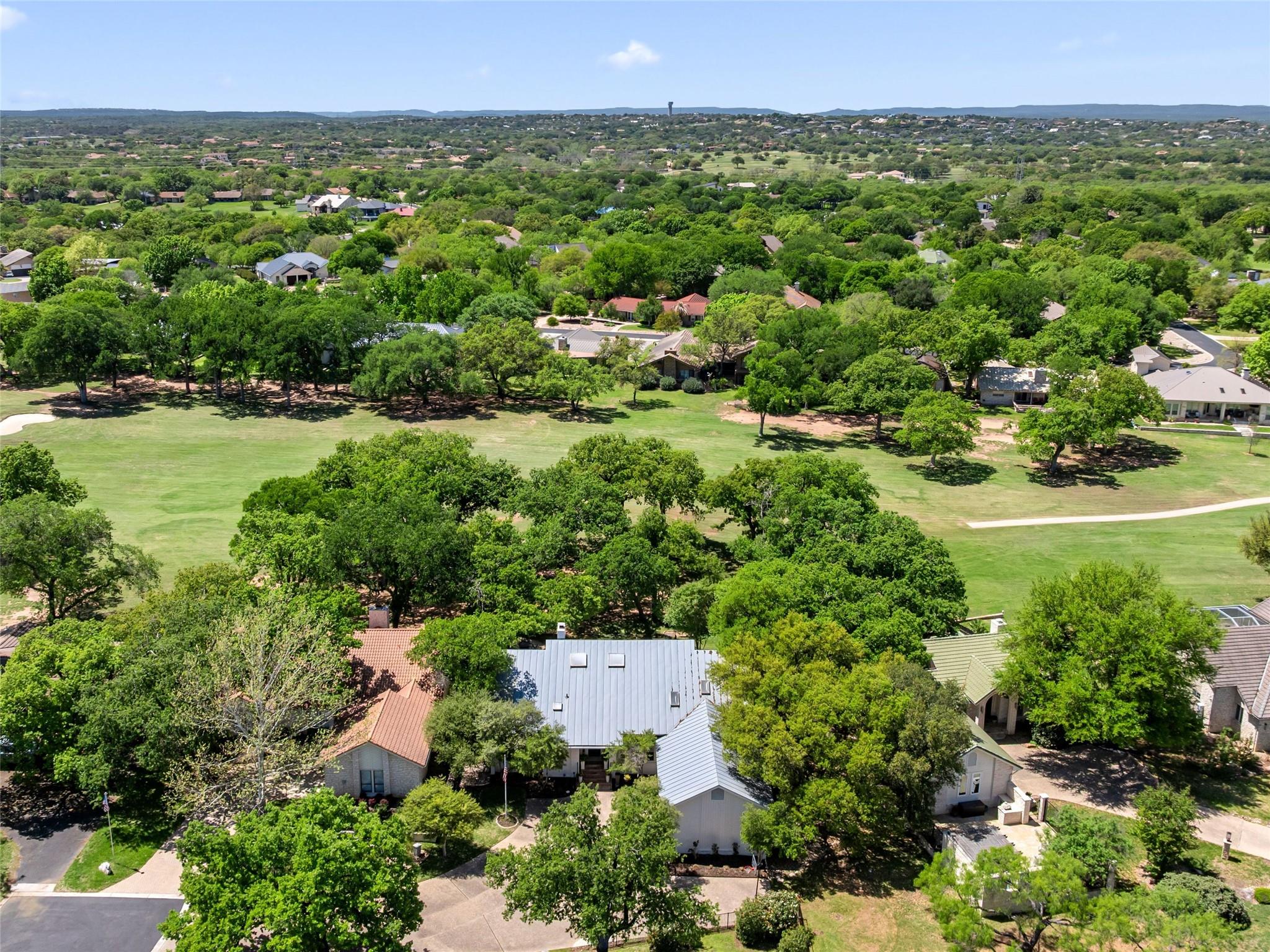 106 Southern Spur, Horseshoe Bay, TX 78657