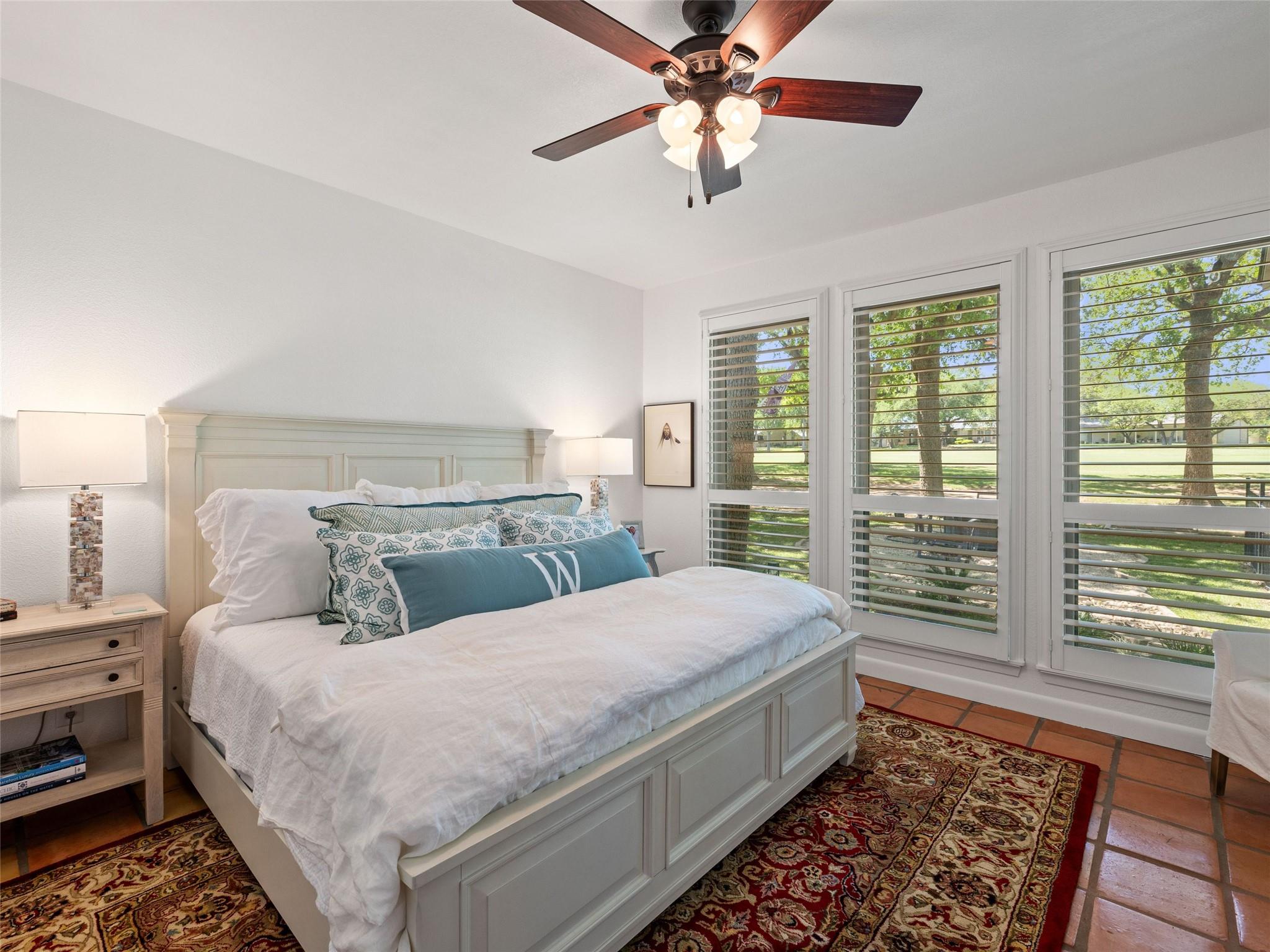 106 Southern Spur, Horseshoe Bay, TX 78657