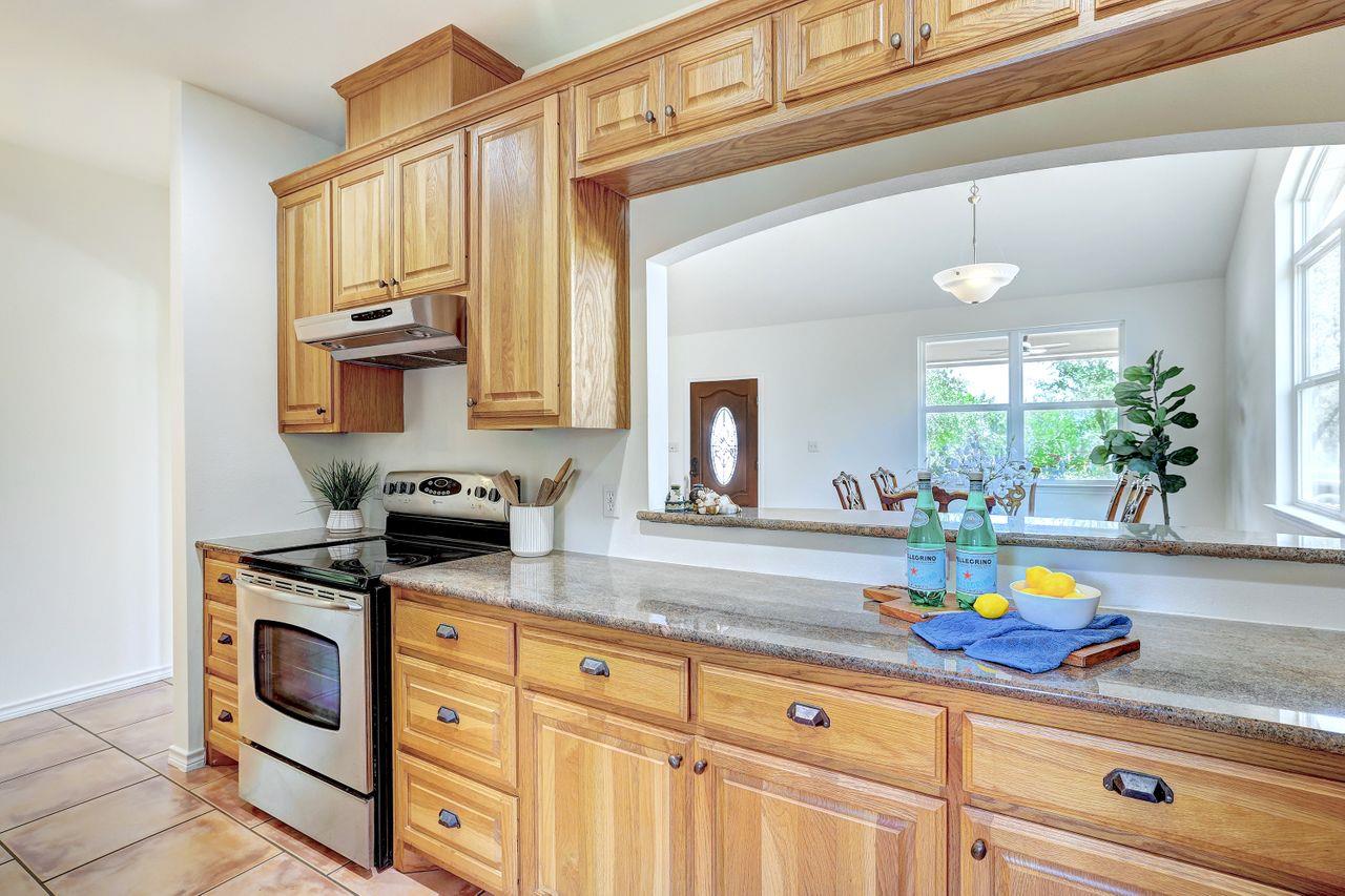 195 Live Oak, Liberty Hill, TX 78642