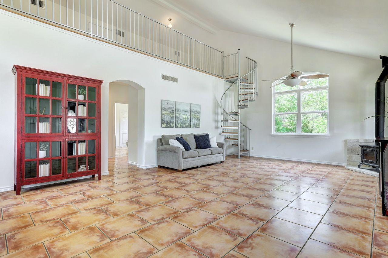 195 Live Oak, Liberty Hill, TX 78642