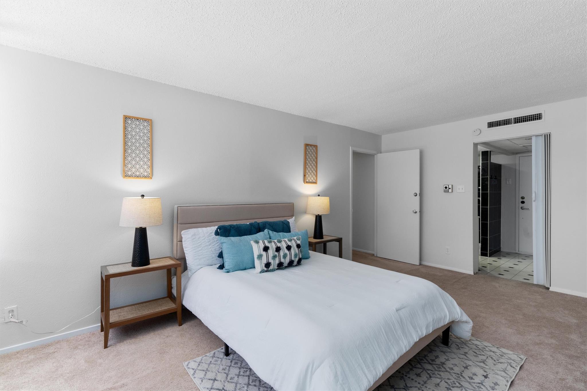 1800 Lavaca St # A108, Austin, TX 78701