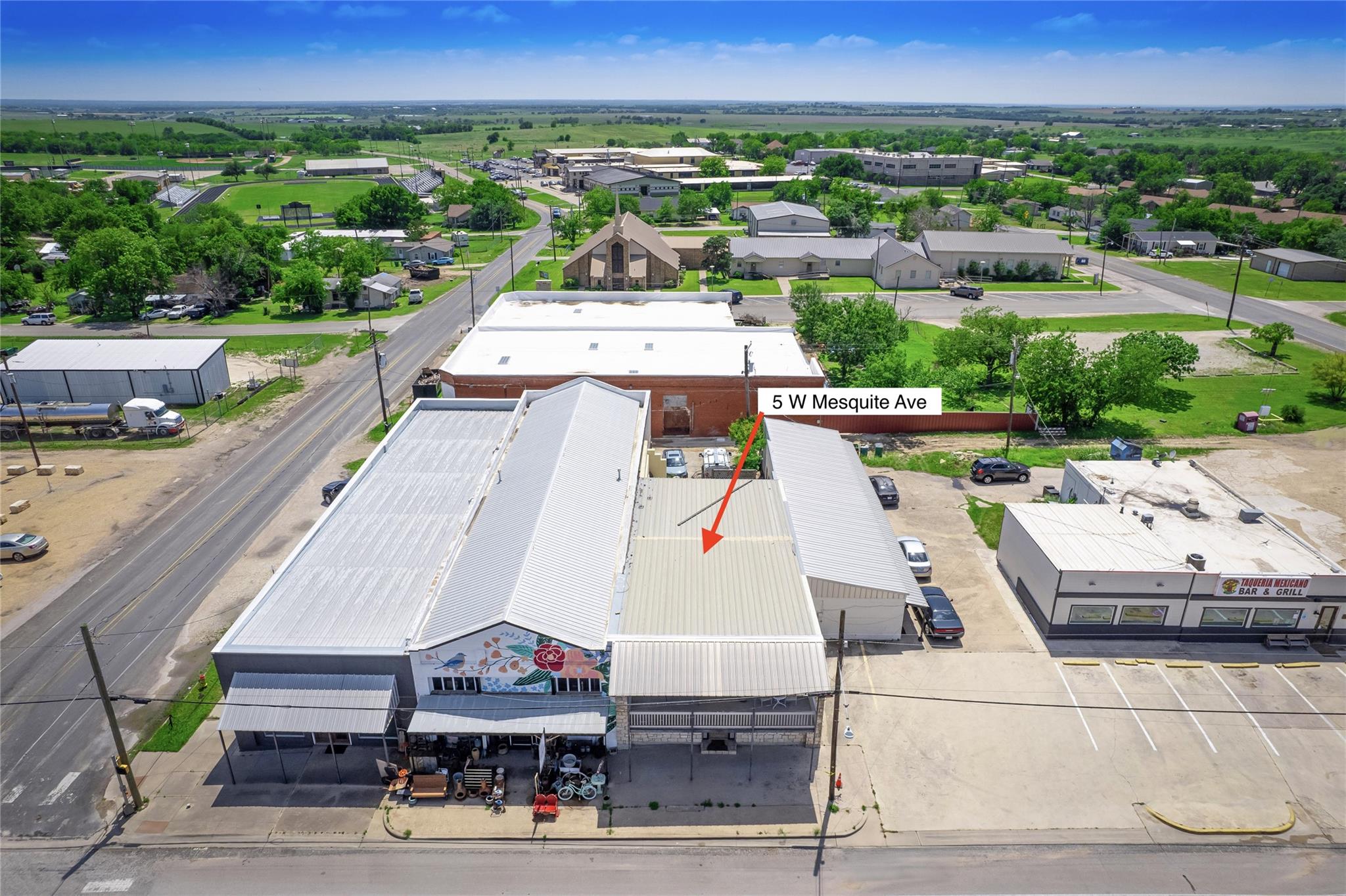 5 W Mesquite Ave, Rogers, TX 76569