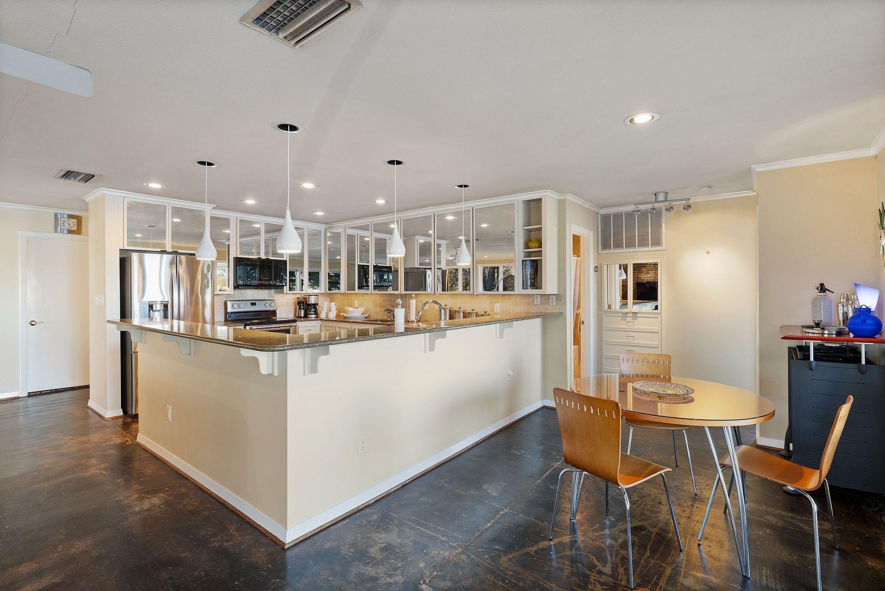 421 Yucca Dr, Kingsland, TX 78639