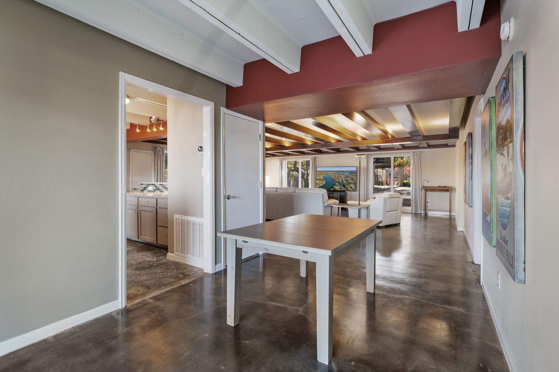 421 Yucca Dr, Kingsland, TX 78639