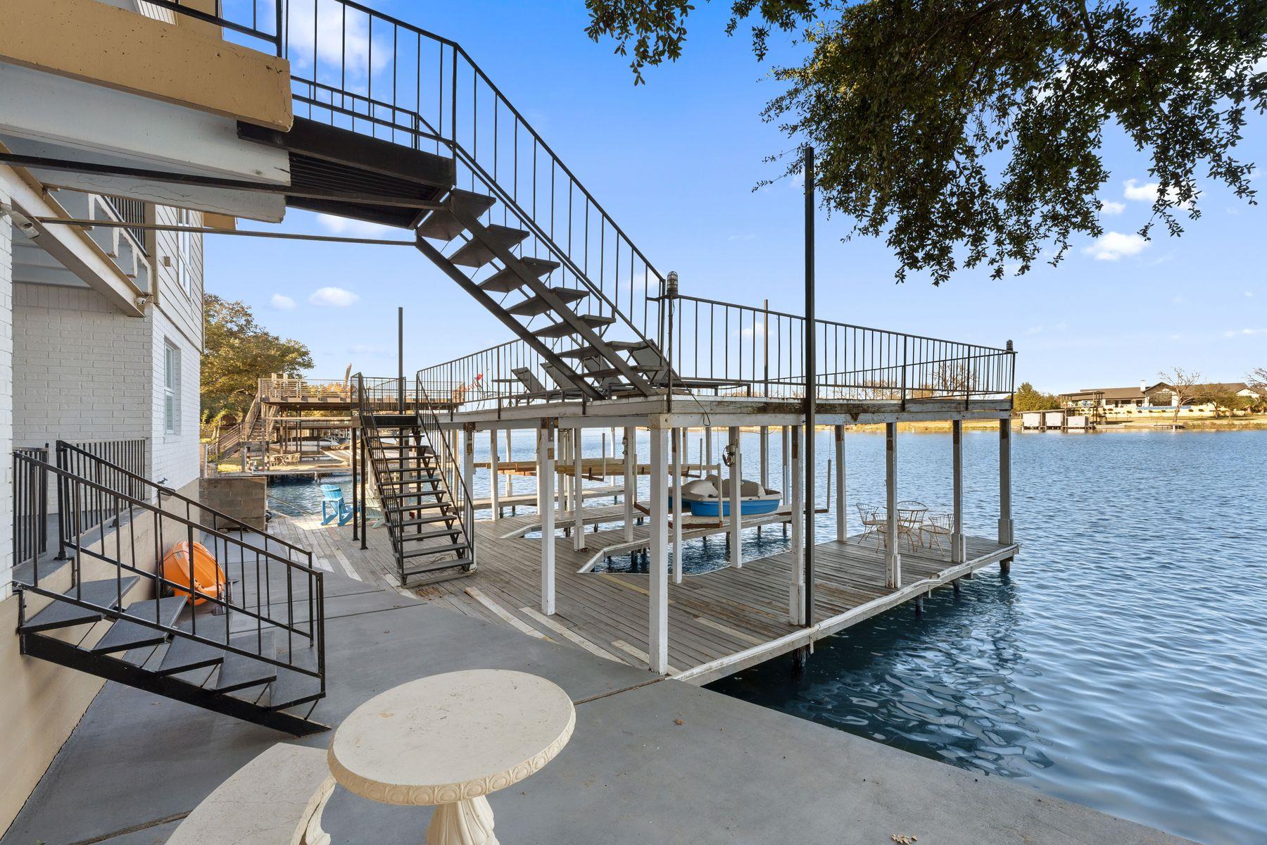 421 Yucca Dr, Kingsland, TX 78639