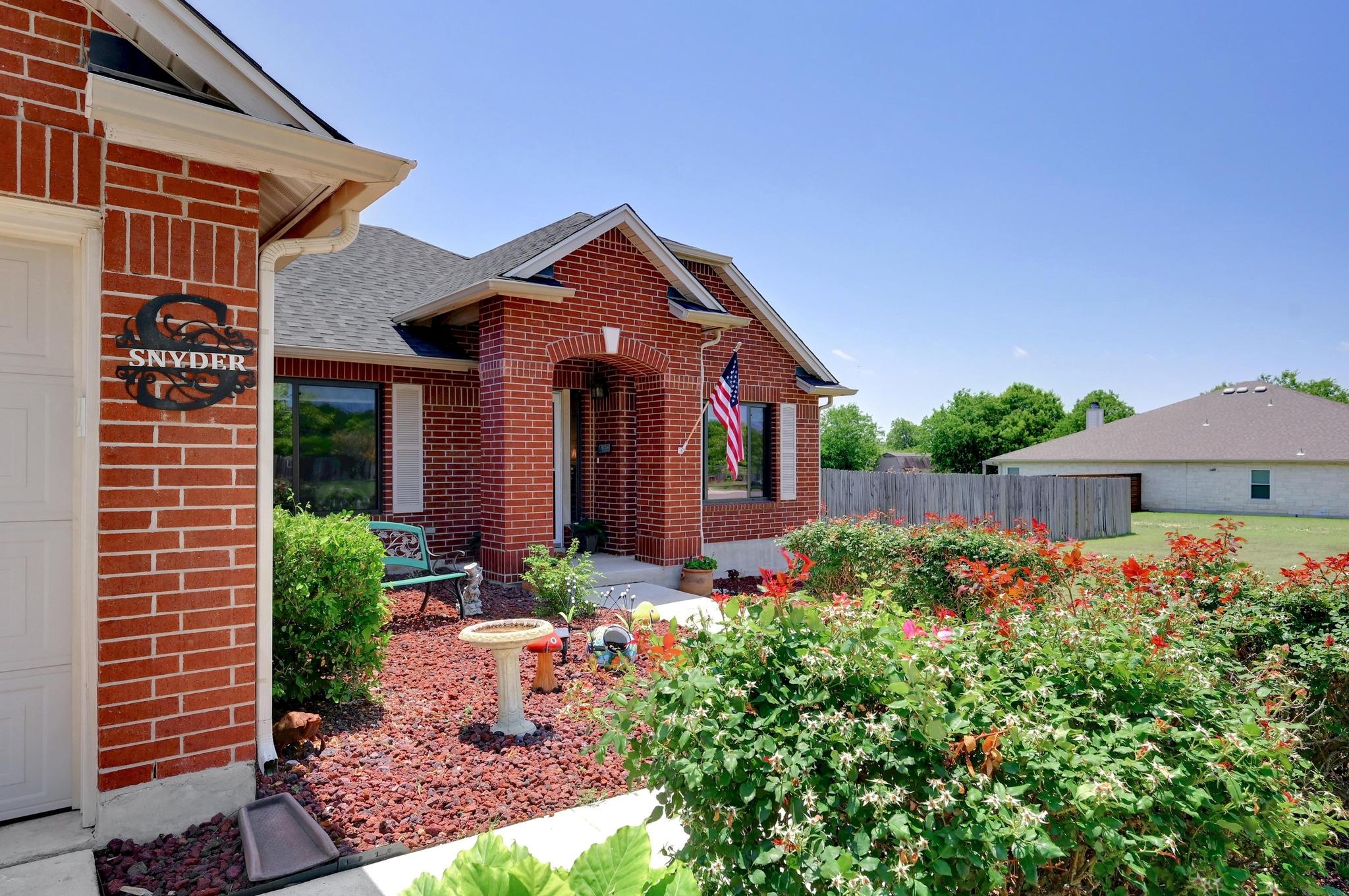 866 Bella Vista Cir, Kyle, TX 78640