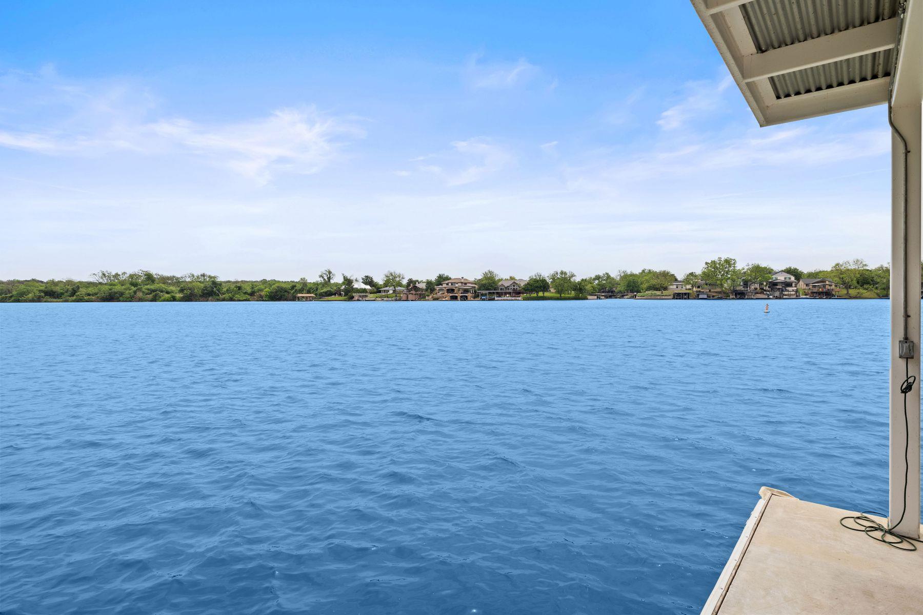 1324 Euel Moore Dr, Kingsland, TX 78639