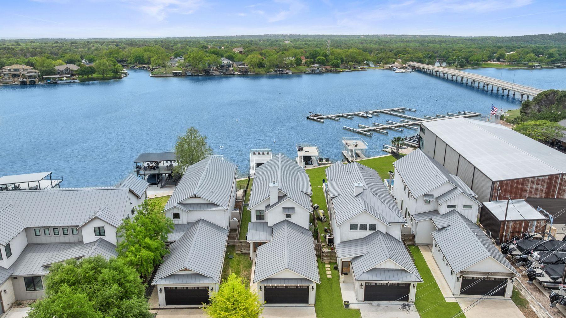 1324 Euel Moore Dr, Kingsland, TX 78639