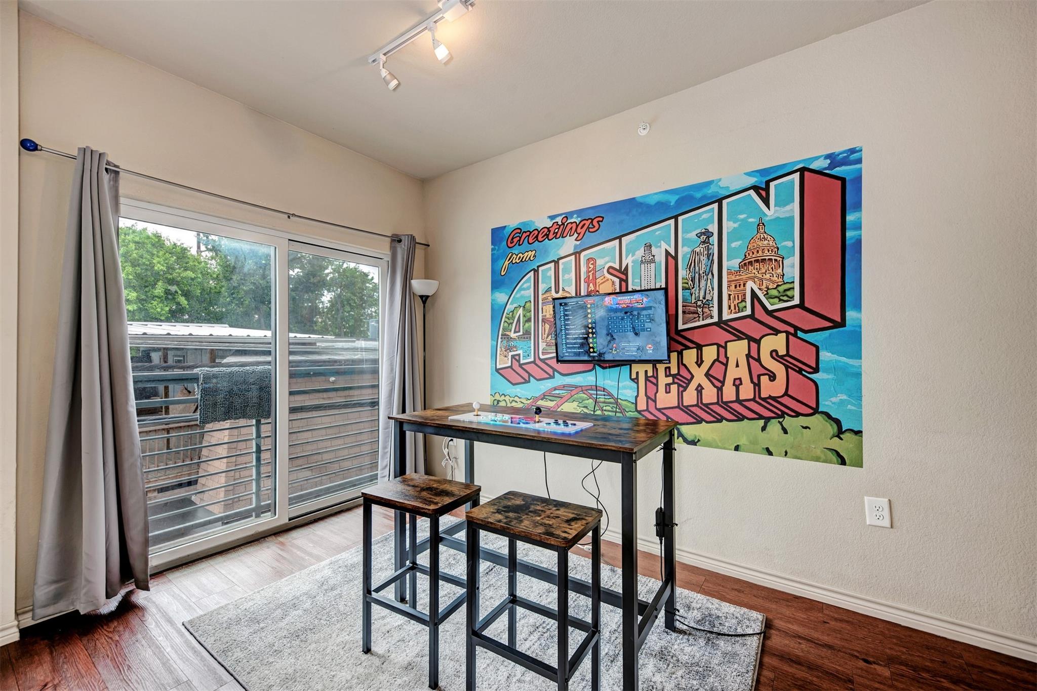 5117 N Lamar Blvd # 204, Austin, TX 78751