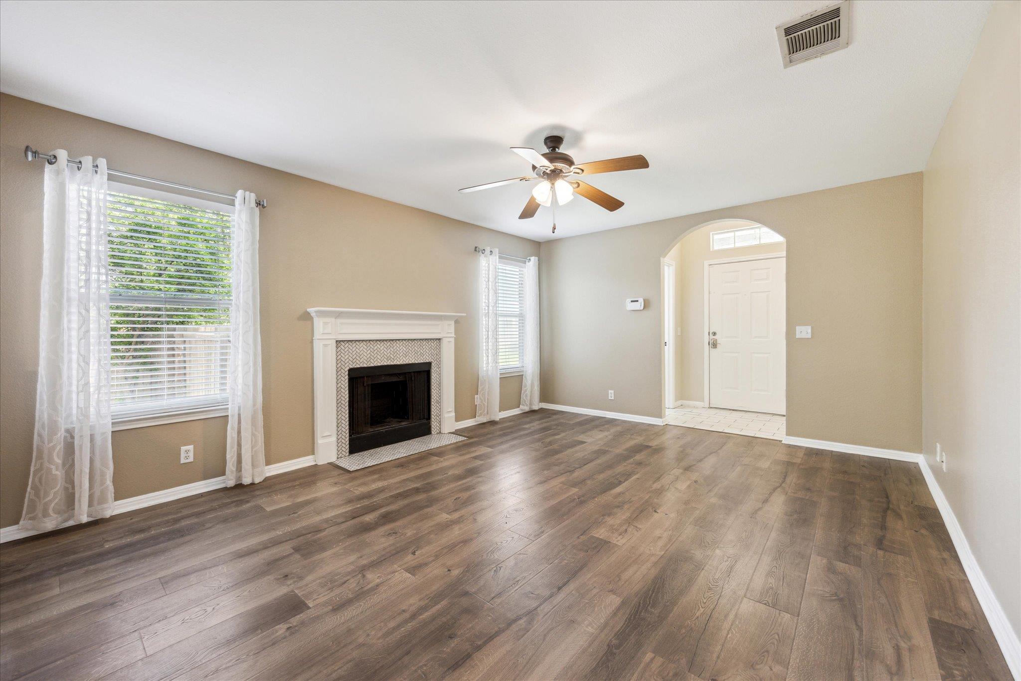 115 Oriole Cv, Cedar Creek, TX 78612