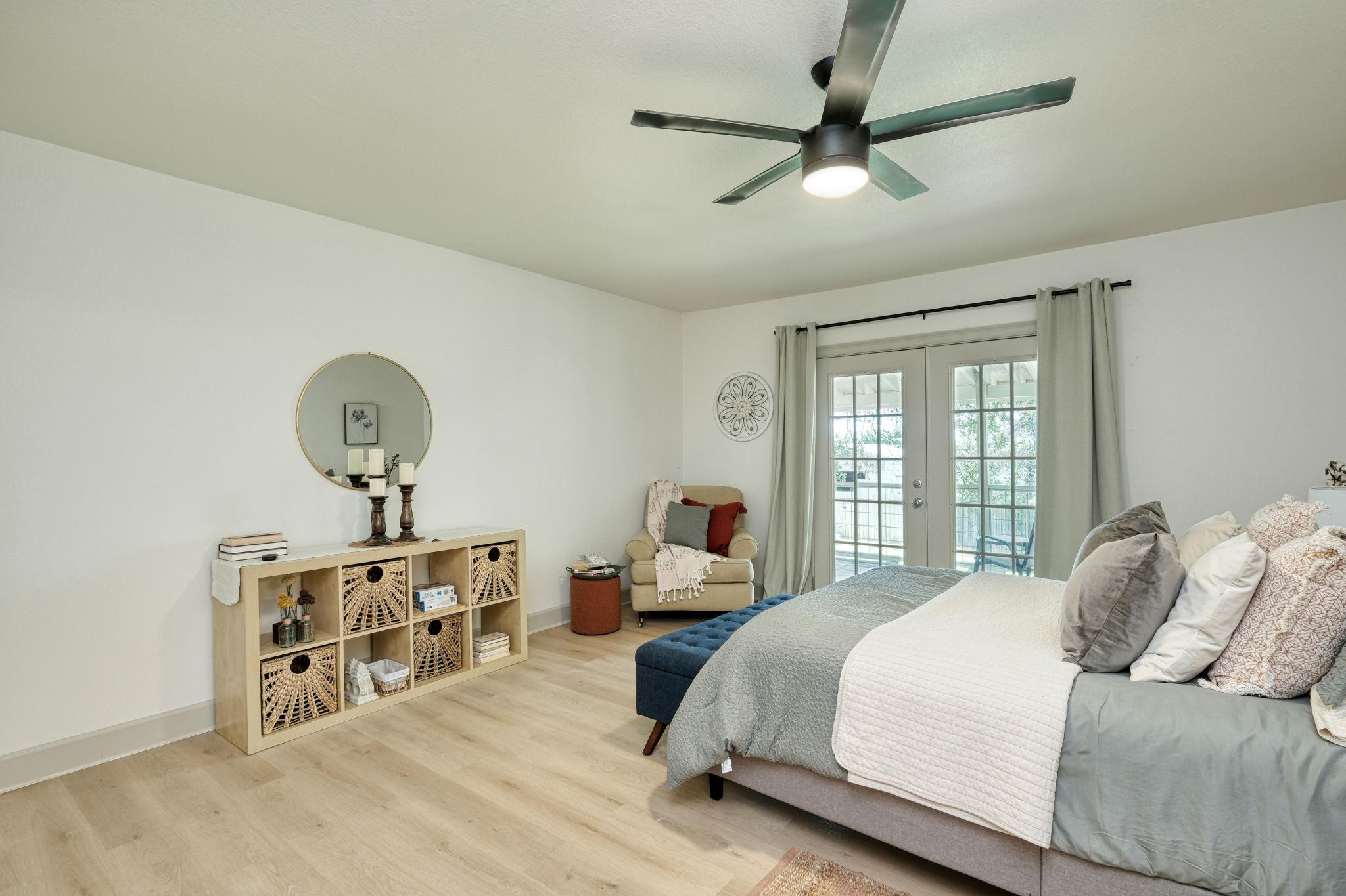 1606 Lone Man Mountain Rd, Wimberley, TX 78676