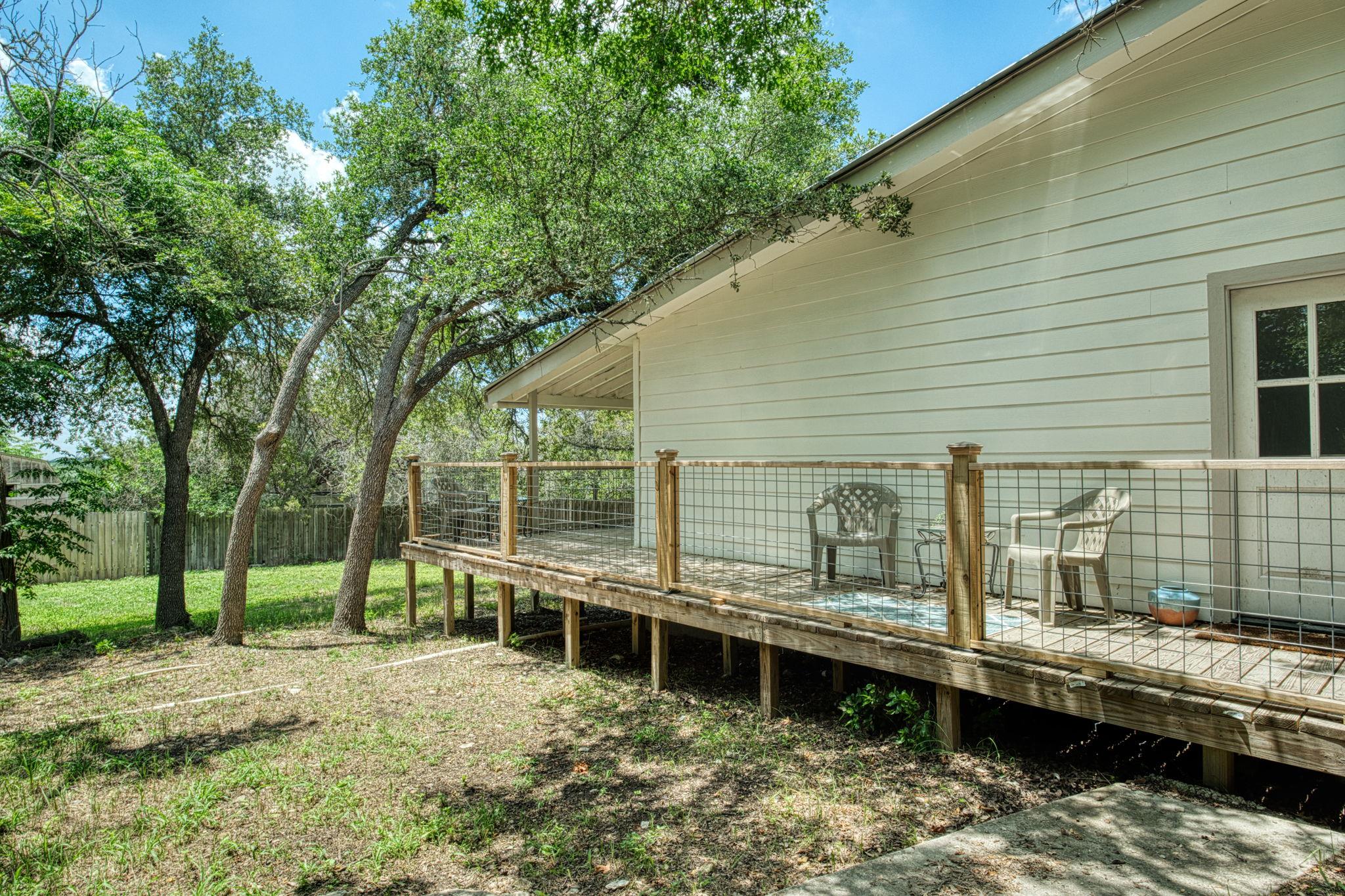 1606 Lone Man Mountain Rd, Wimberley, TX 78676