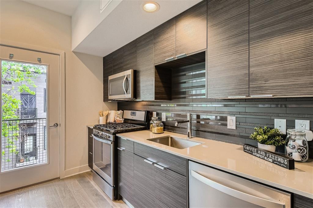 1800 E 4th St # 333, Austin, TX 78702