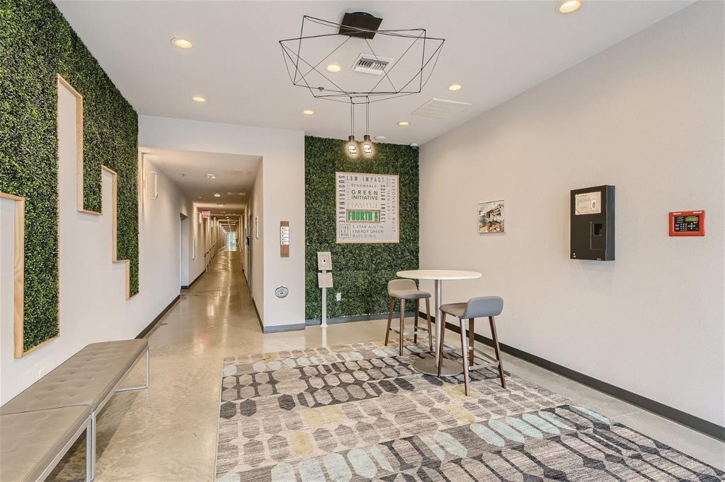 1800 E 4th St # 333, Austin, TX 78702