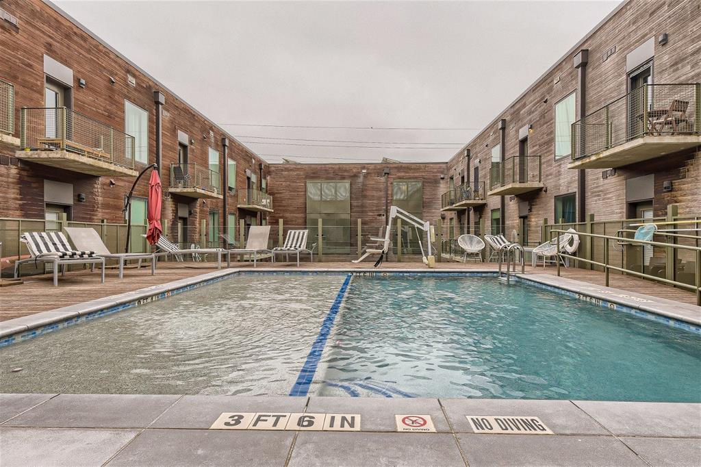 1800 E 4th St # 333, Austin, TX 78702