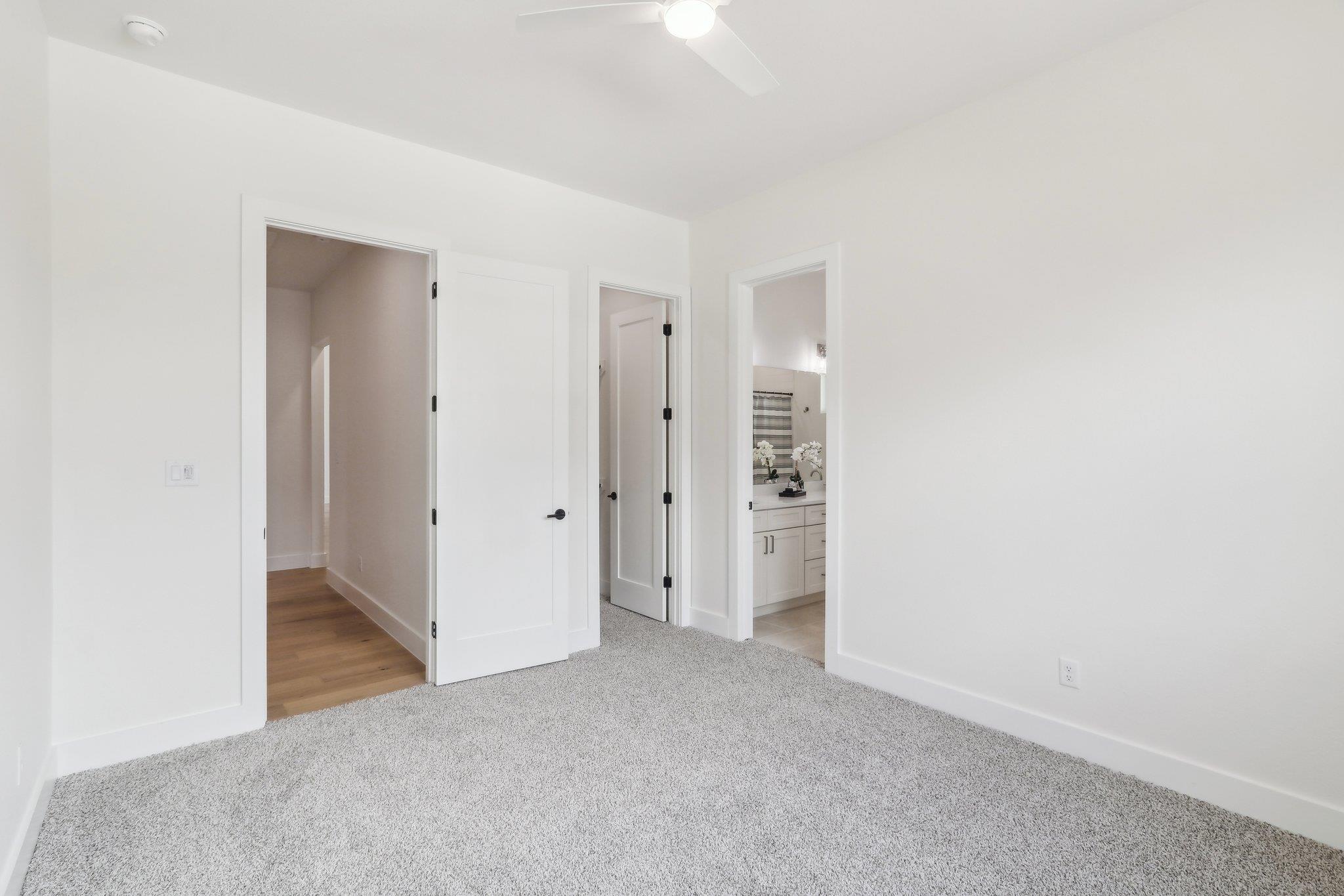 755 Rolling Hills Rd, Liberty Hill, TX 78642