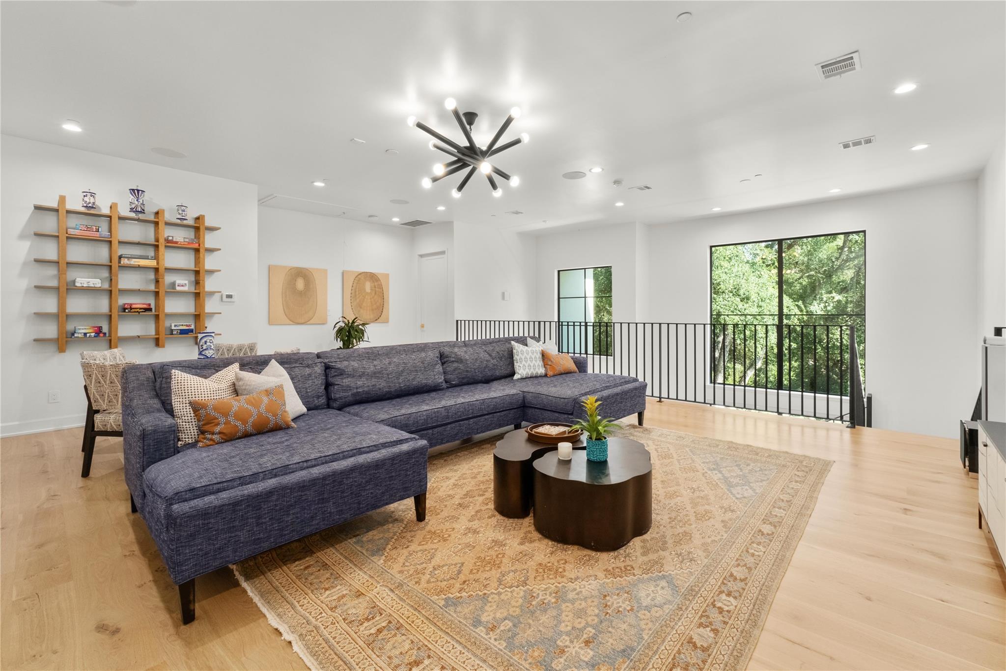 4901 Southcrest Dr, Austin, TX 78746