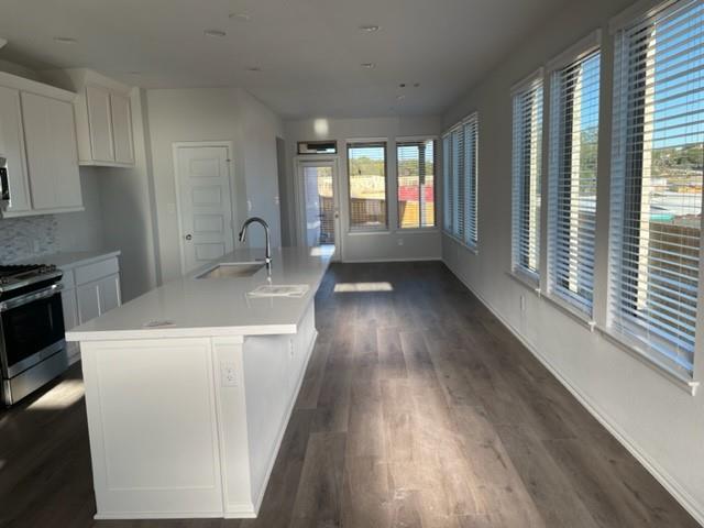 832 Azul Lagoon Dr # 7, Leander, TX 78641