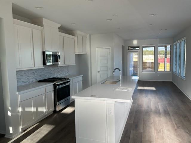 832 Azul Lagoon Dr # 7, Leander, TX 78641