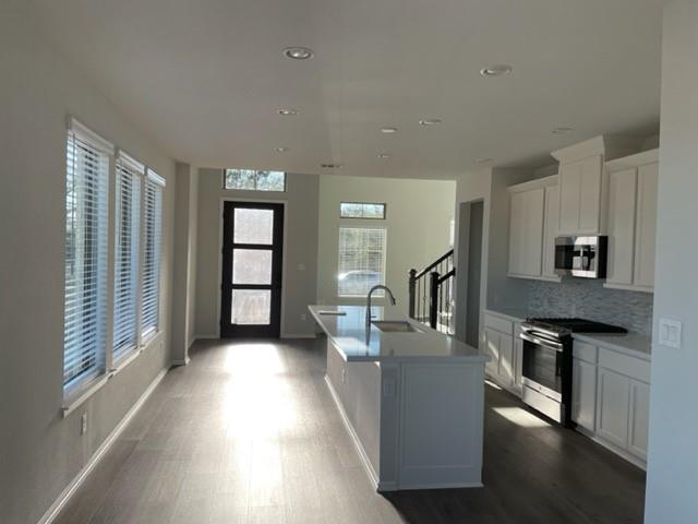 832 Azul Lagoon Dr # 7, Leander, TX 78641