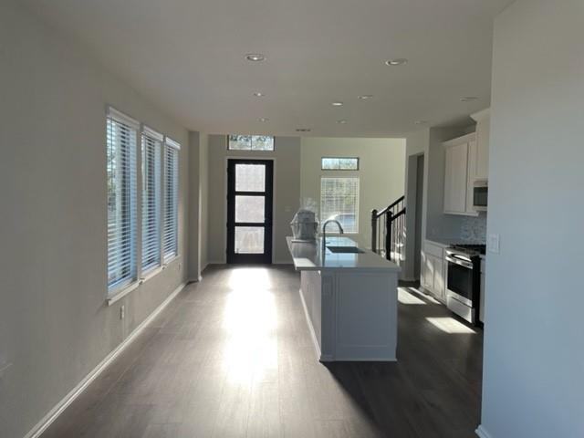 832 Azul Lagoon Dr # 7, Leander, TX 78641