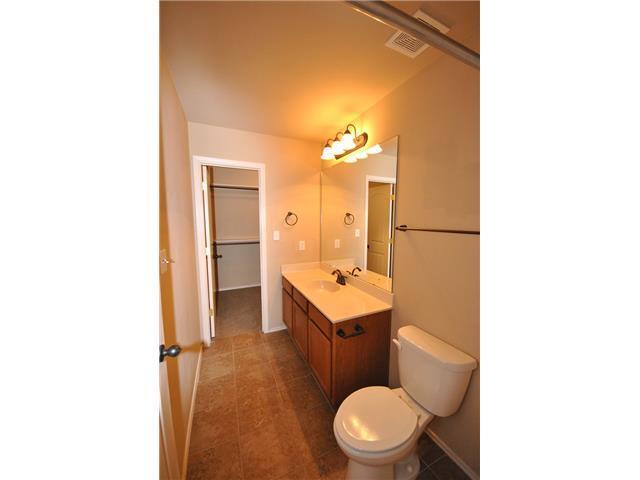 1516 Muirfield Bend Dr # A, Hutto, TX 78634