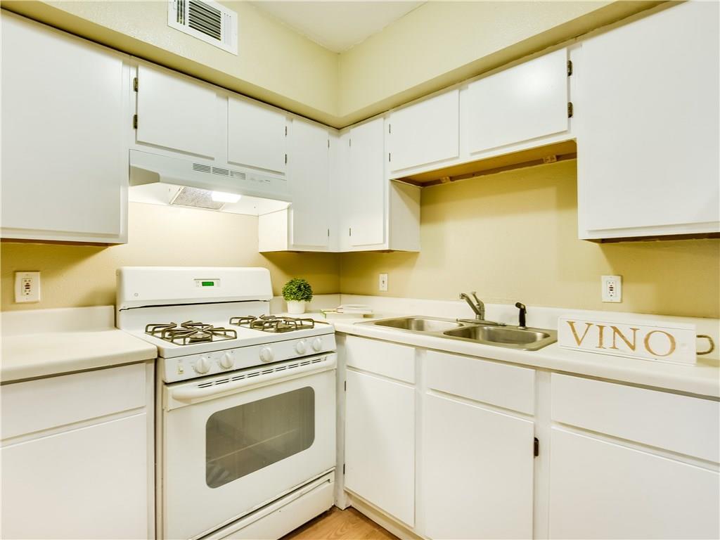 2201 mission hill Cir, Austin, TX 78741