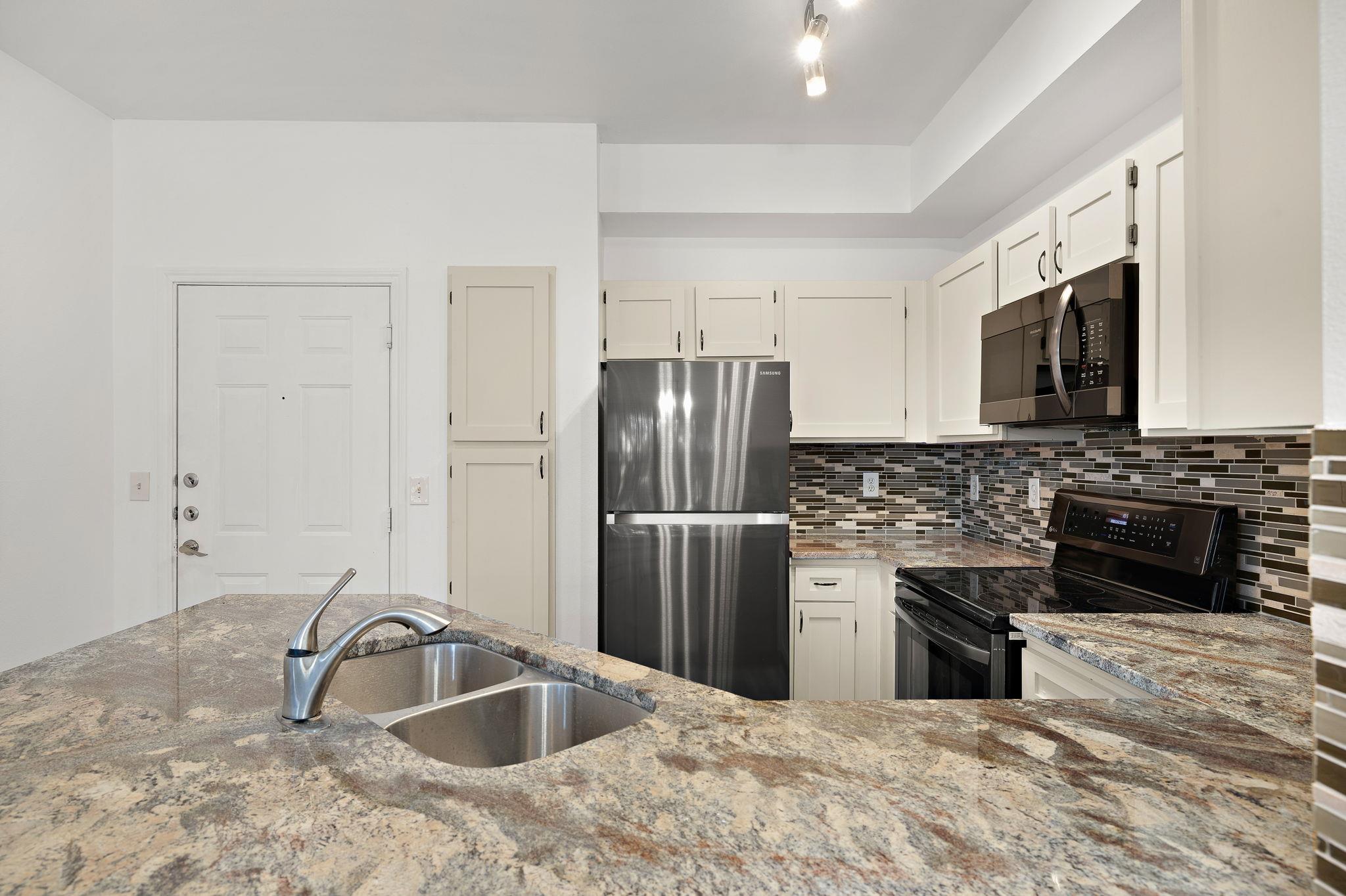 2320 Gracy Farms Ln # 1114, Austin, TX 78758
