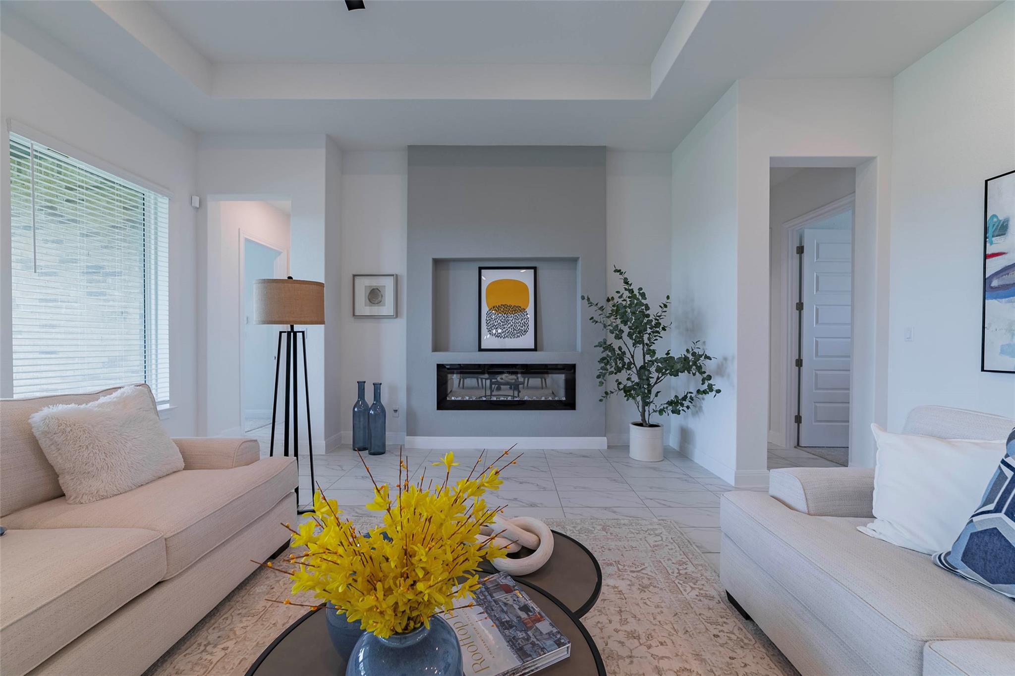 101 Woodstock Cir, Spicewood, TX 78669