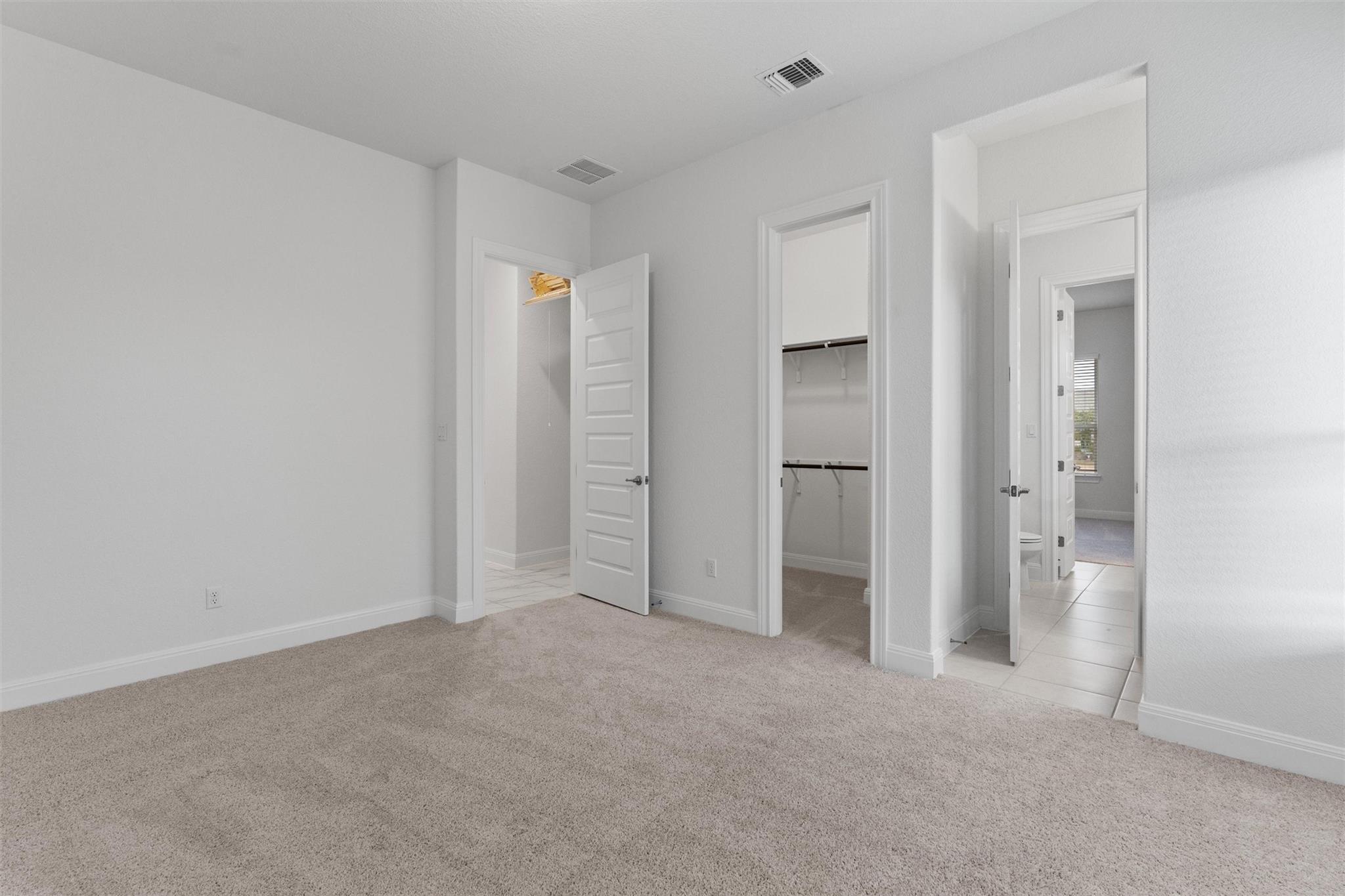 101 Woodstock Cir, Spicewood, TX 78669