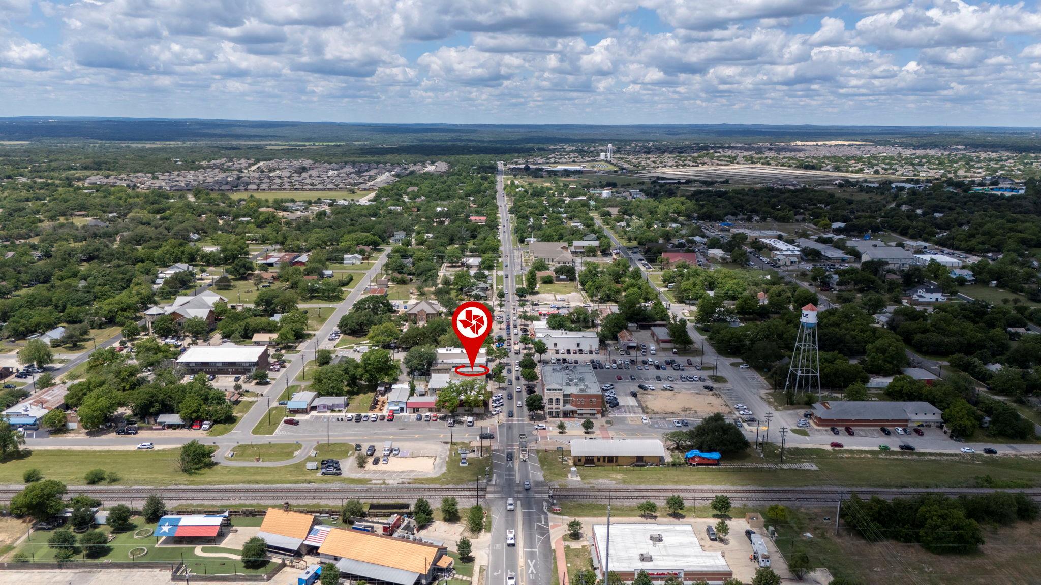 107 W Center St, Kyle, TX 78640
