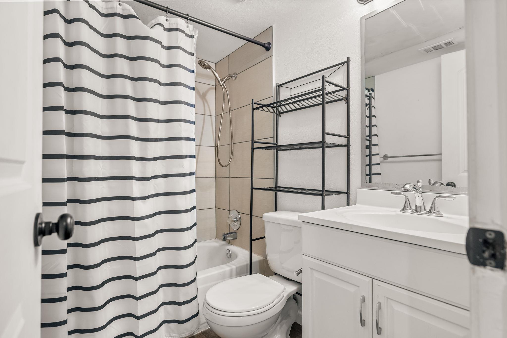 1840 Burton Dr # 110, Austin, TX 78741