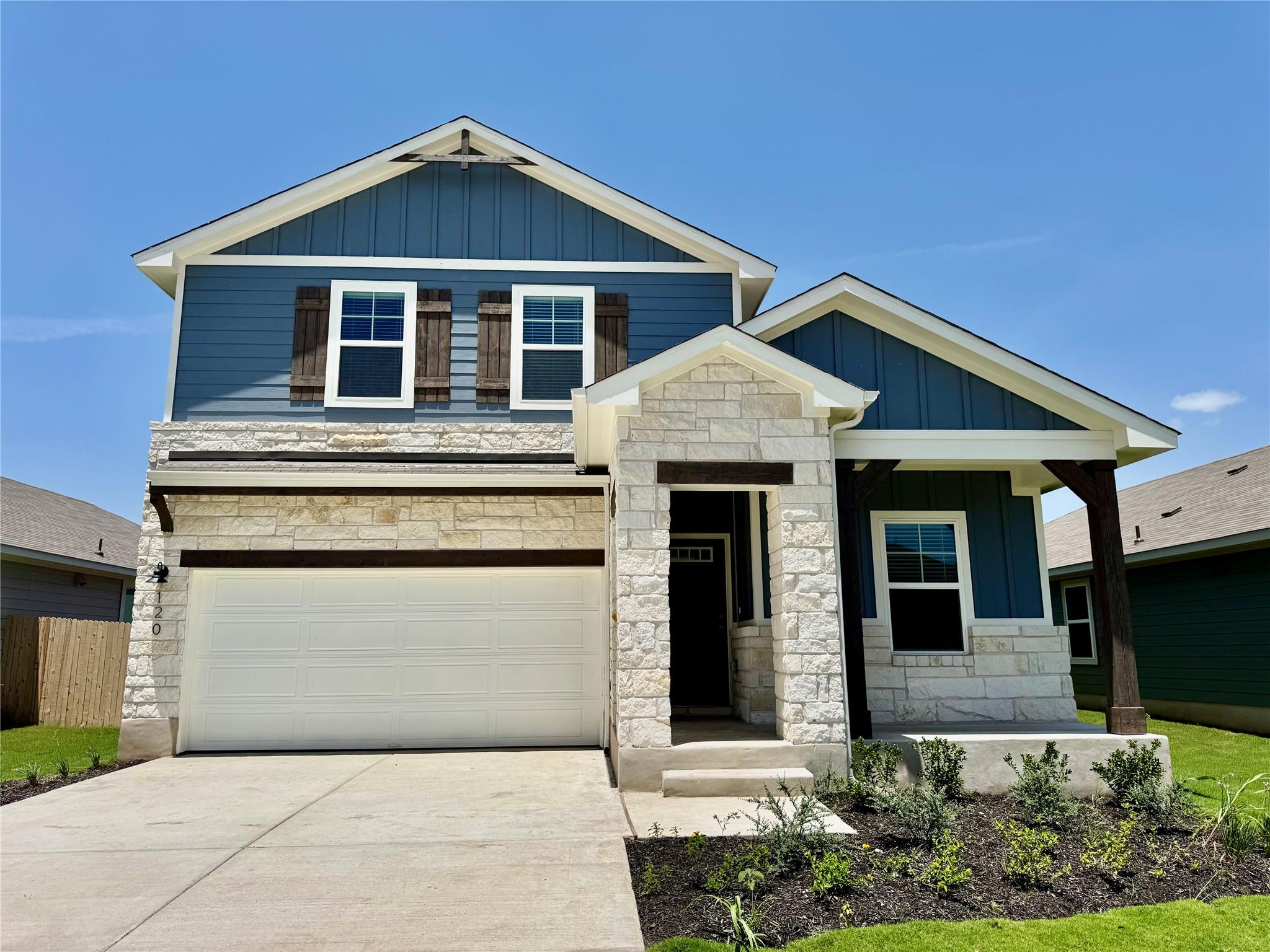 120 Bonnellis Roost, Cedar Creek, TX 78612