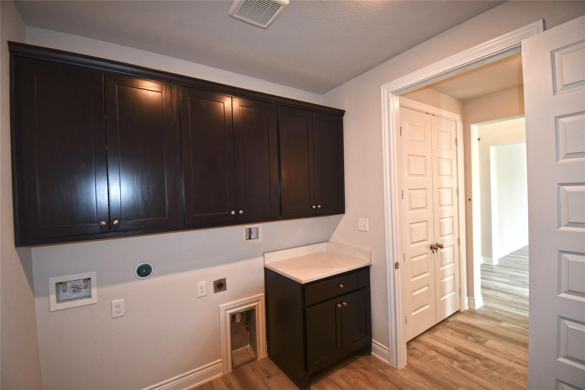 25012 Montana Creek Xing, Marble Falls, TX 78654