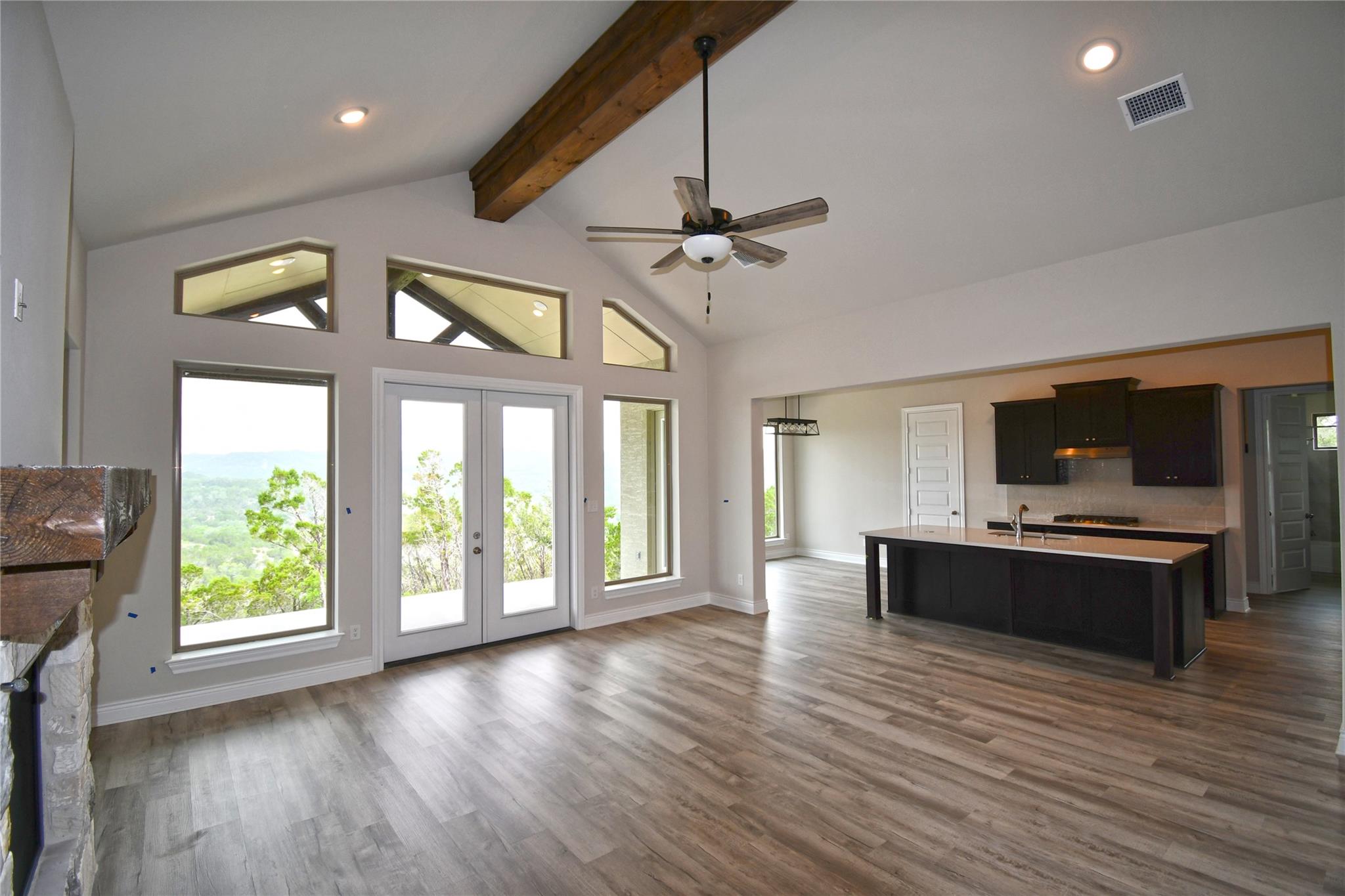 25012 Montana Creek Xing, Marble Falls, TX 78654