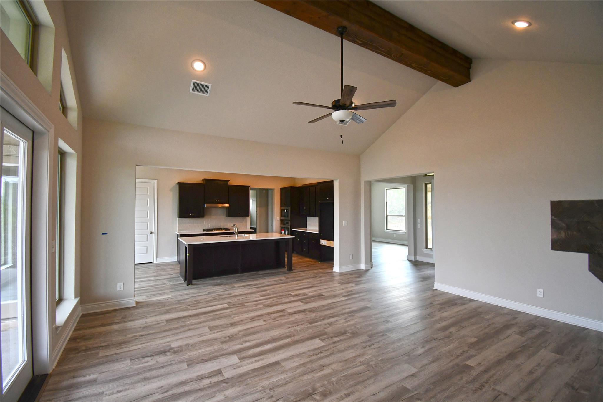 25012 Montana Creek Xing, Marble Falls, TX 78654