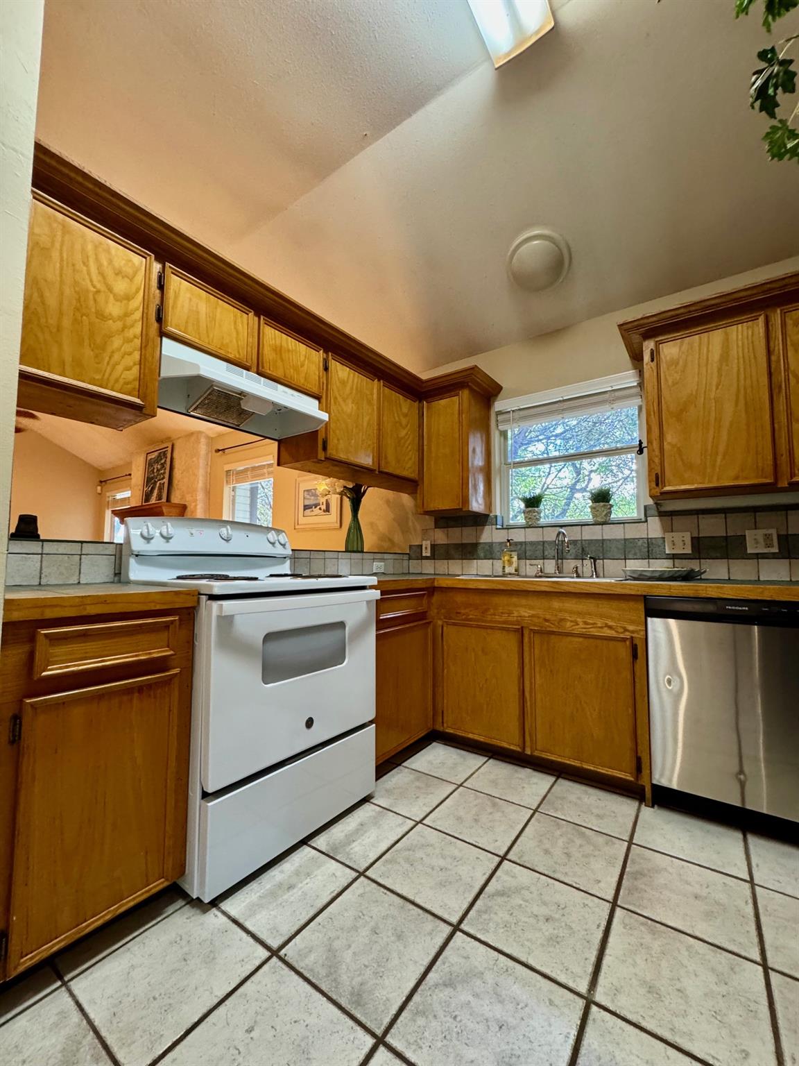1203 N Cuernavaca Dr, Austin, TX 78733