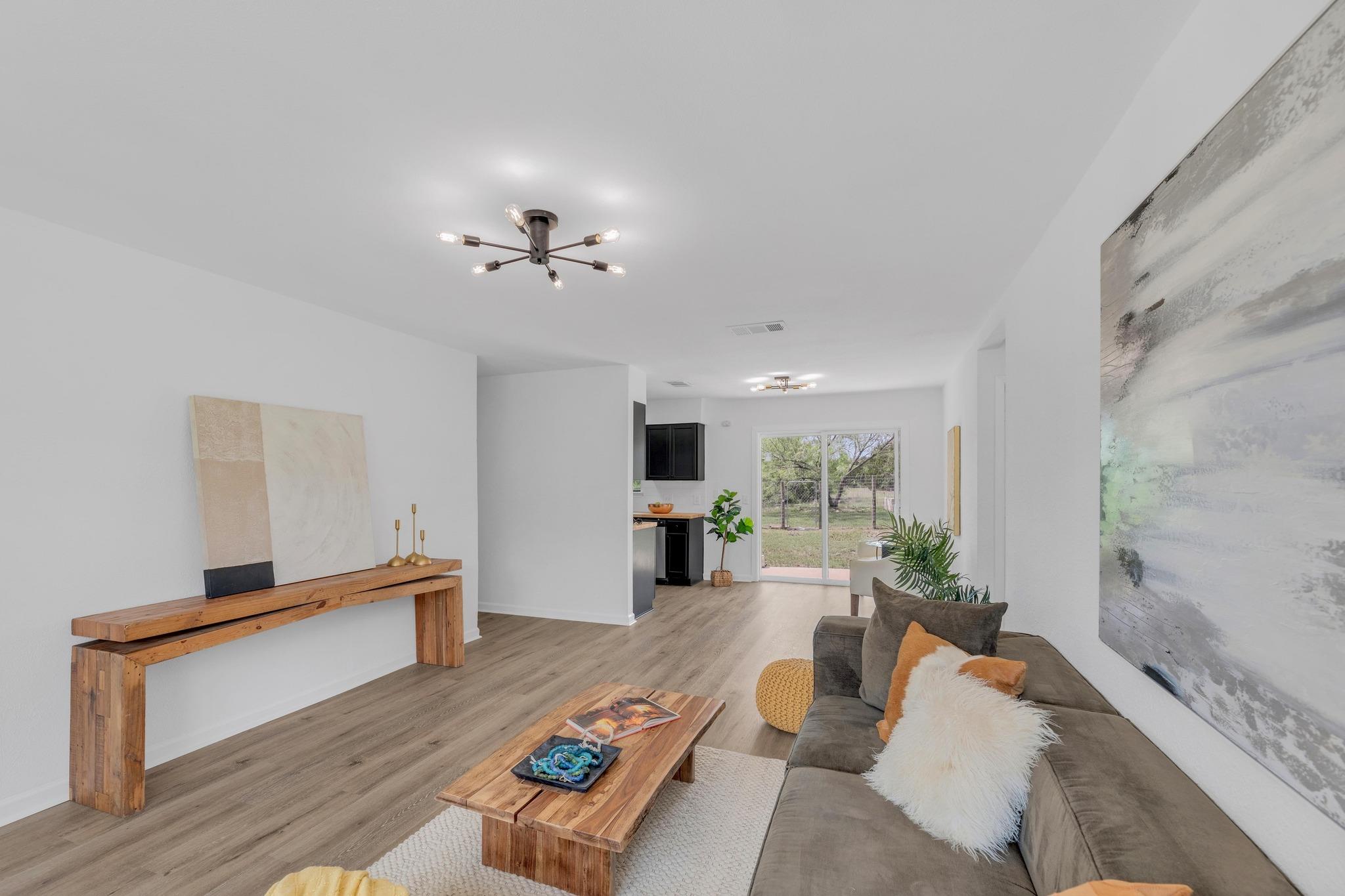 8104 Valleyfield Dr, Austin, TX 78724