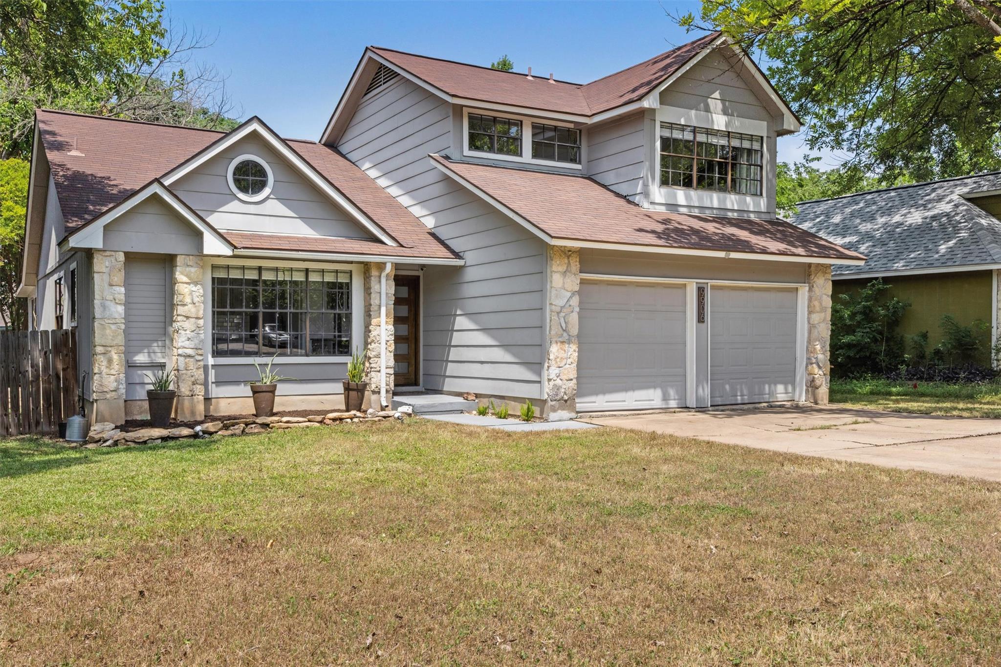 9906 Briar Ridge Dr, Austin, TX 78748