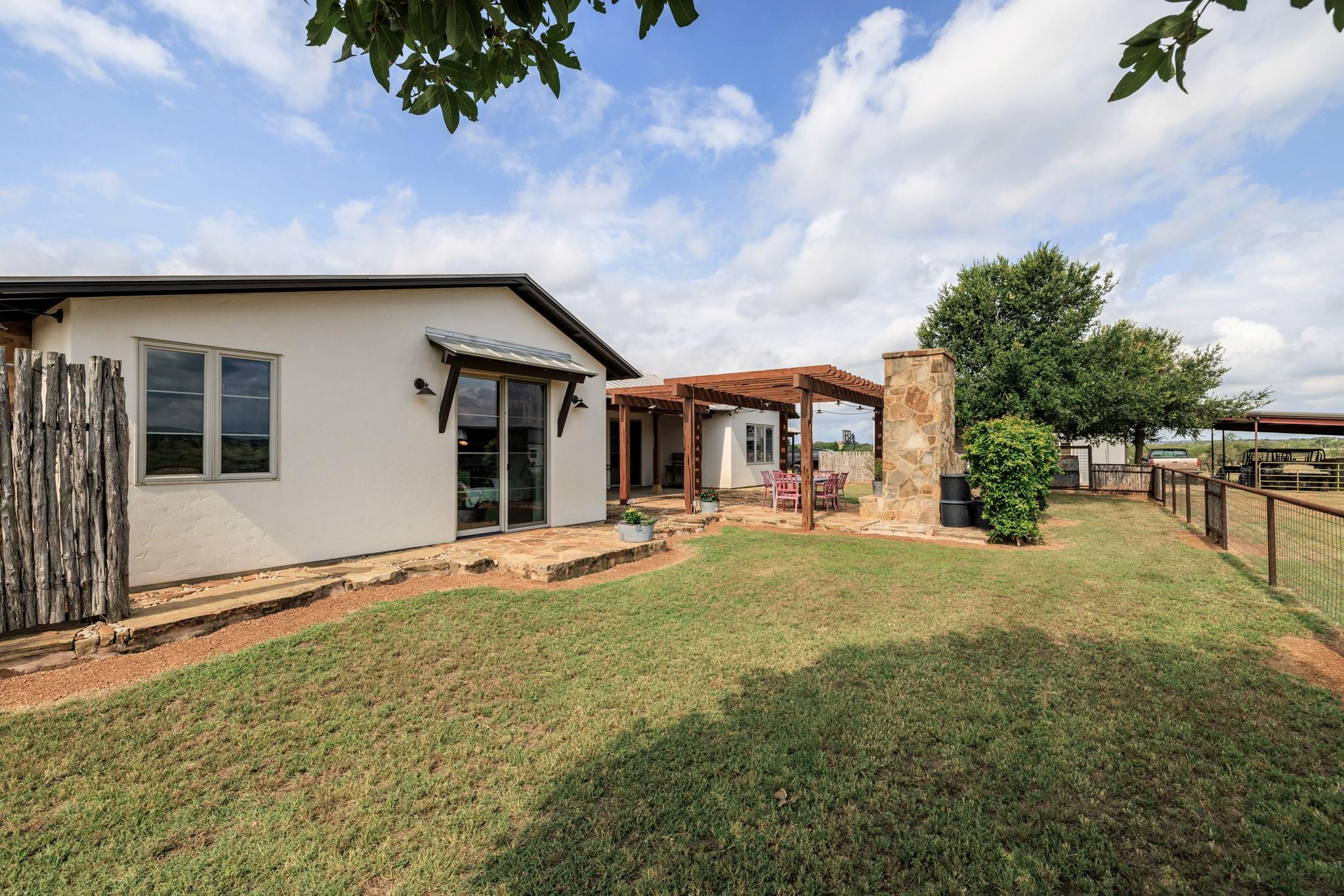 5686 Ranch Road 1631 Rd, Fredericksburg, TX 78624