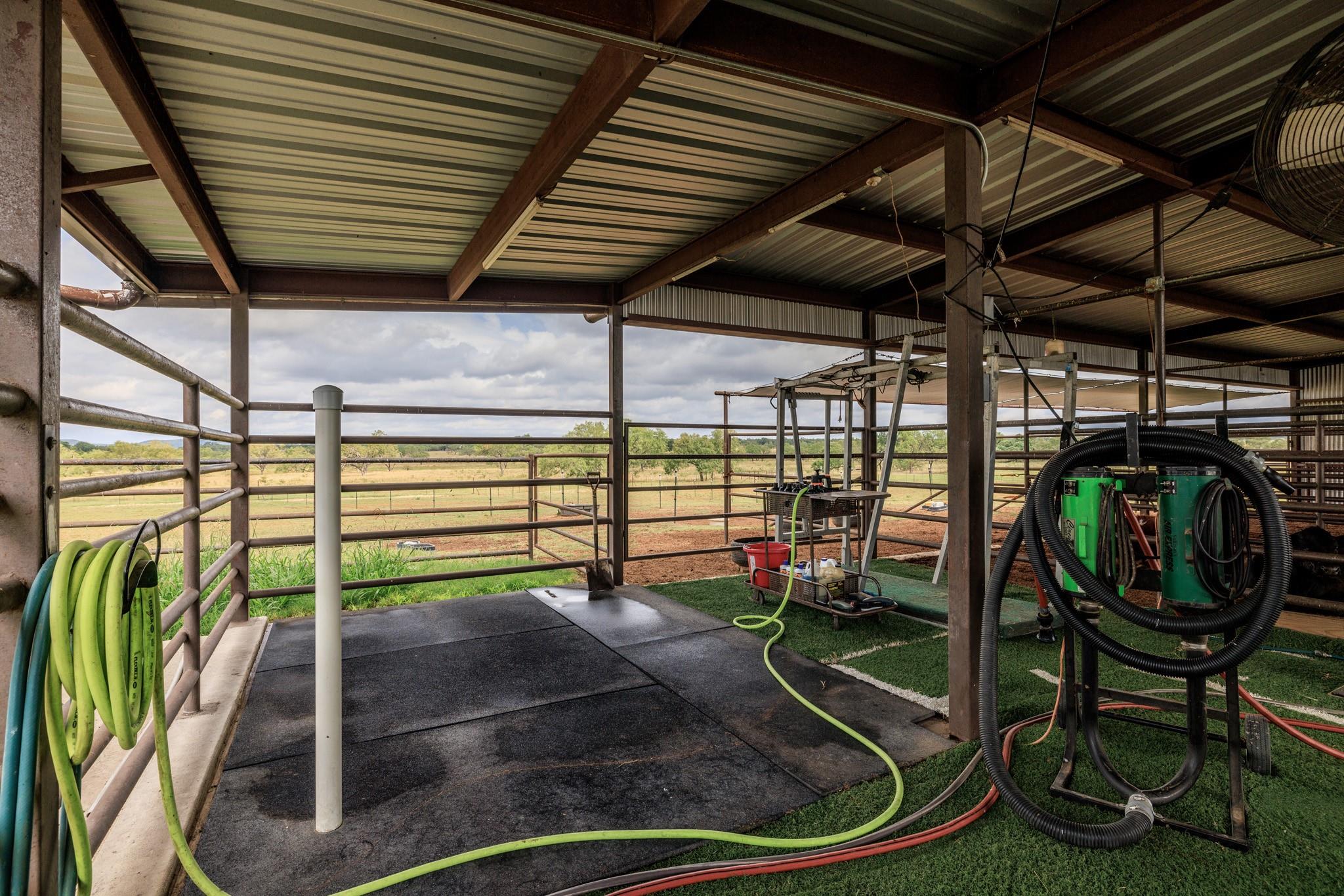 5686 Ranch Road 1631 Rd, Fredericksburg, TX 78624