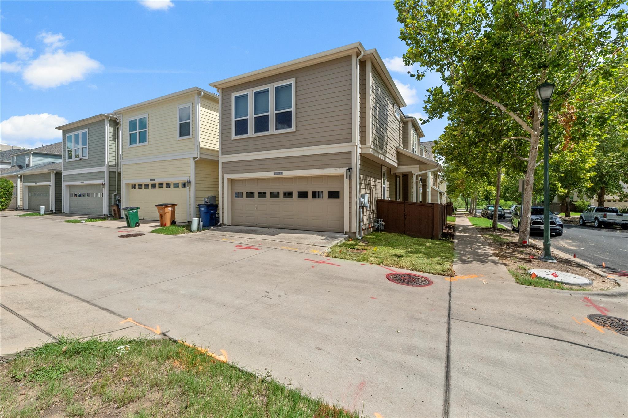 3900 Threadgill St # 16, Austin, TX 78723