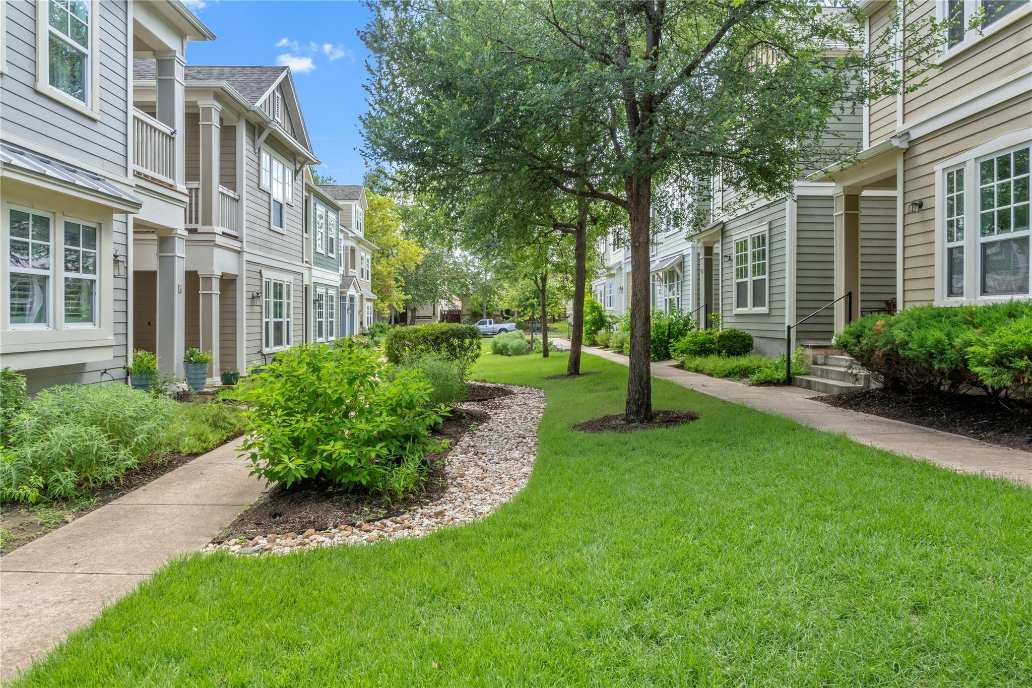 3900 Threadgill St # 16, Austin, TX 78723