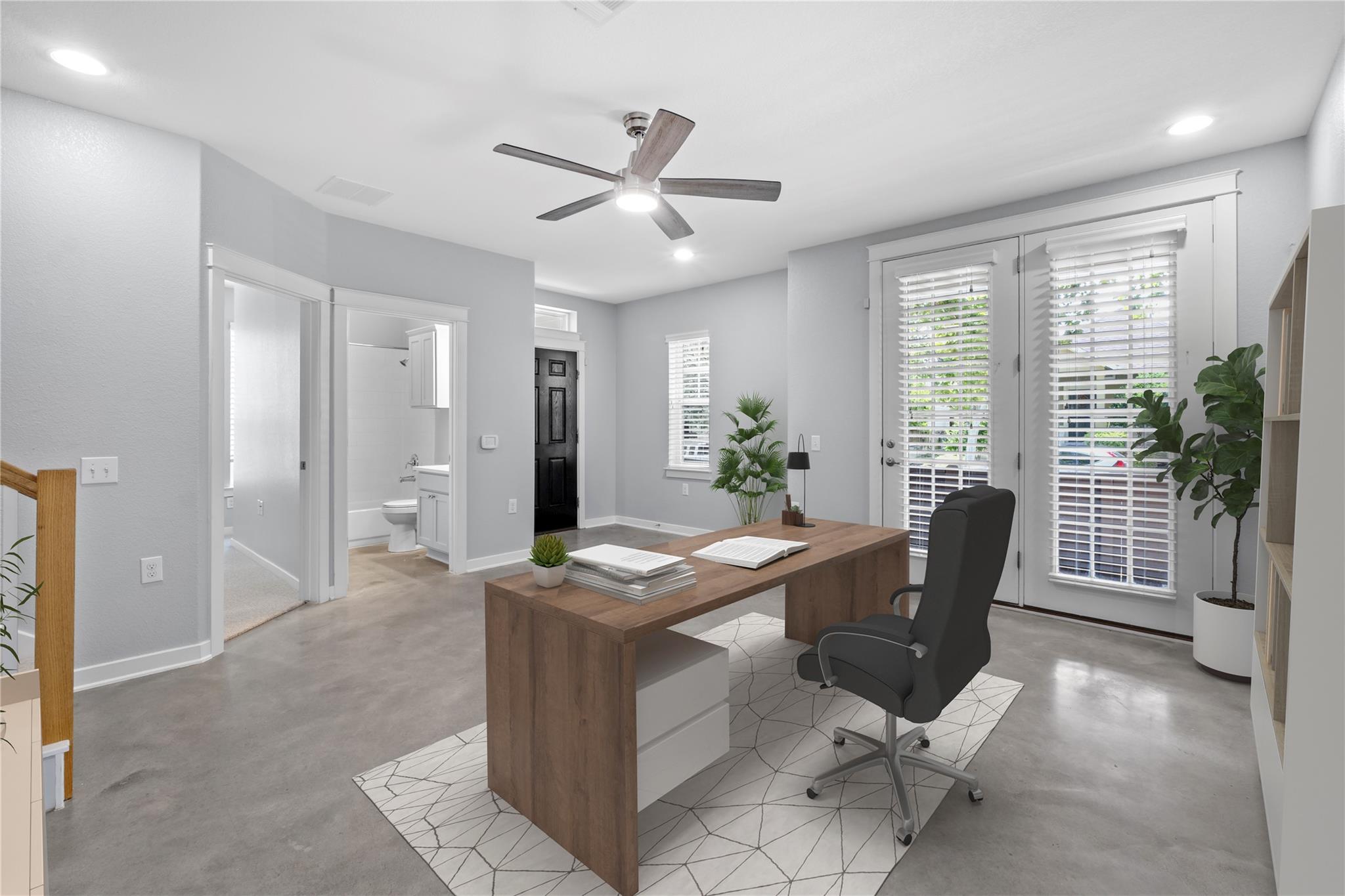 3900 Threadgill St # 16, Austin, TX 78723